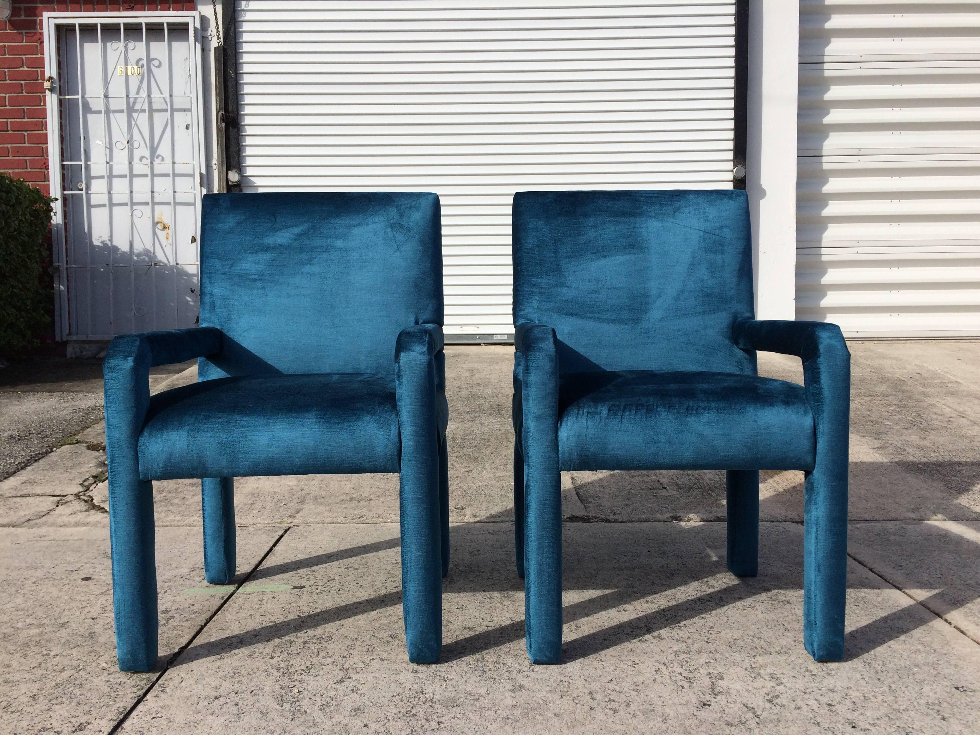 American Pair of Mid-Century Modern Parson Chairs, Lagoon Blue Velvet For Sale