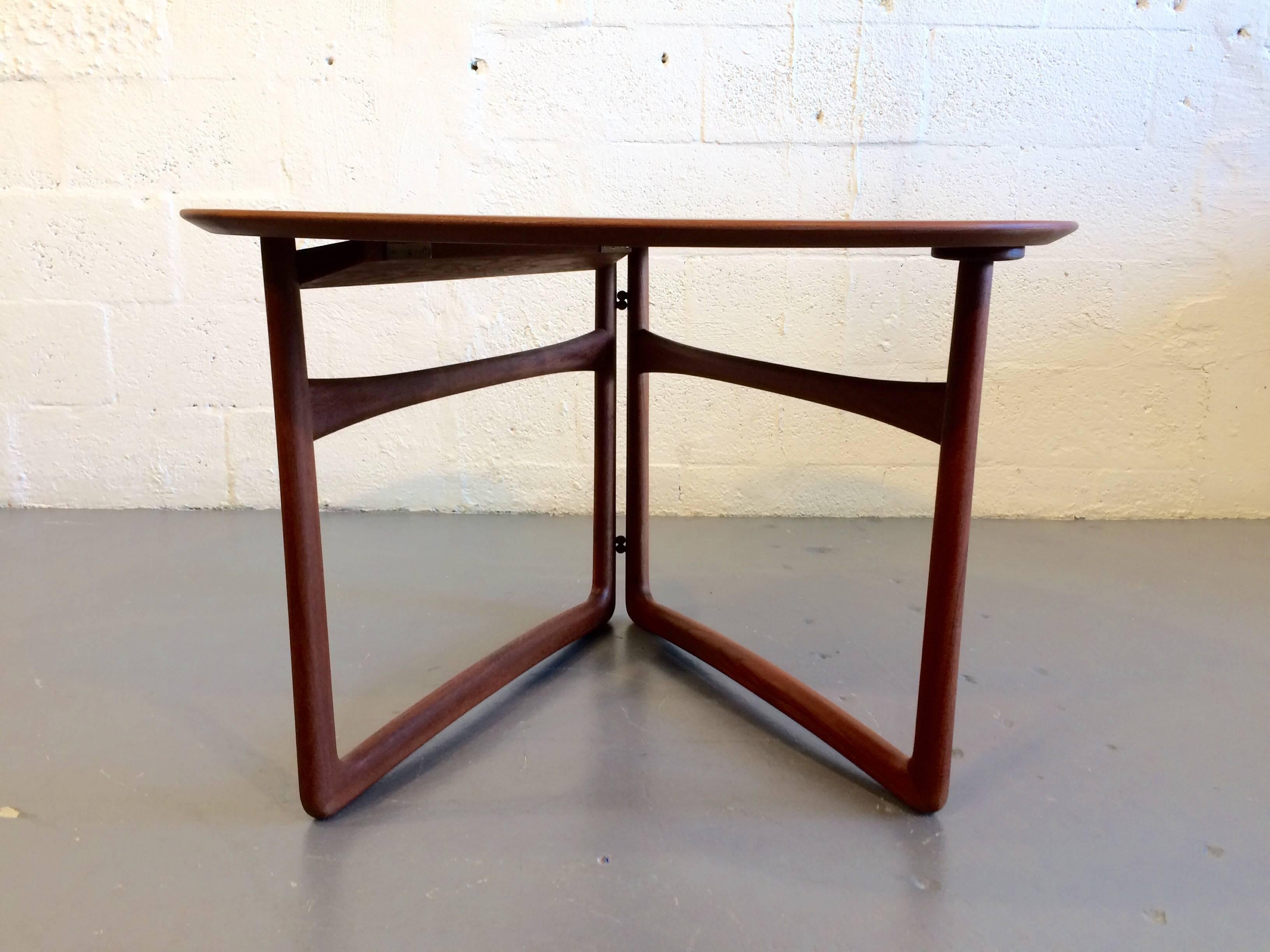 Scandinavian Modern Peter Hvidt and Orla Mølgaard-Nielsen Teak Side Coffee Table, Foldable