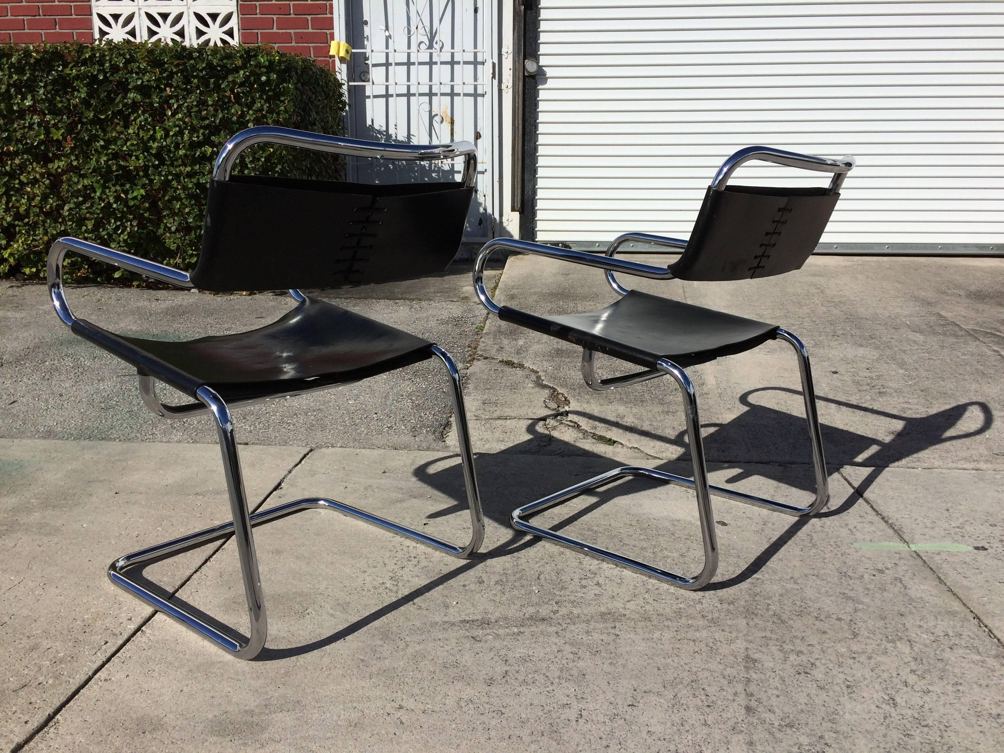 Pair of Great Italian Cantilever Armchairs with Saddle Leather In Good Condition For Sale In Miami, FL
