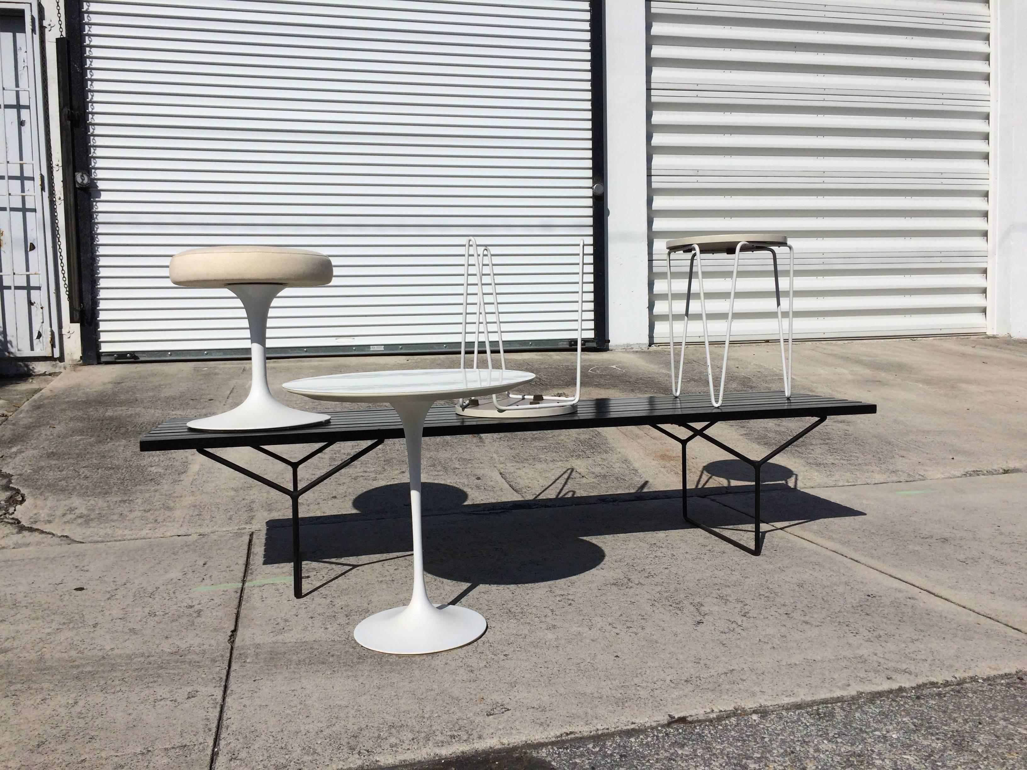 Mid-20th Century Pair of Early Florence Knoll #75 Stools Side Tables