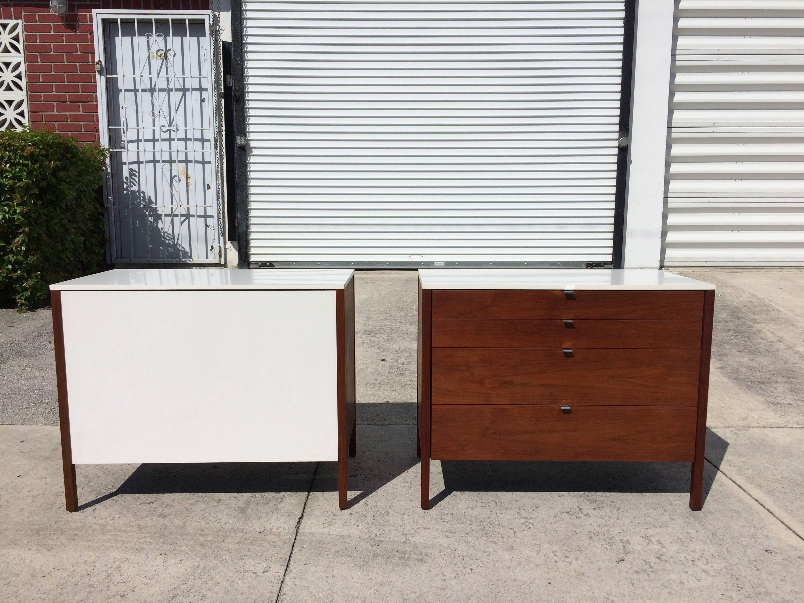 Mid-Century Modern Pair of Florence Knoll Dressers Chests, Walnut and White Tops