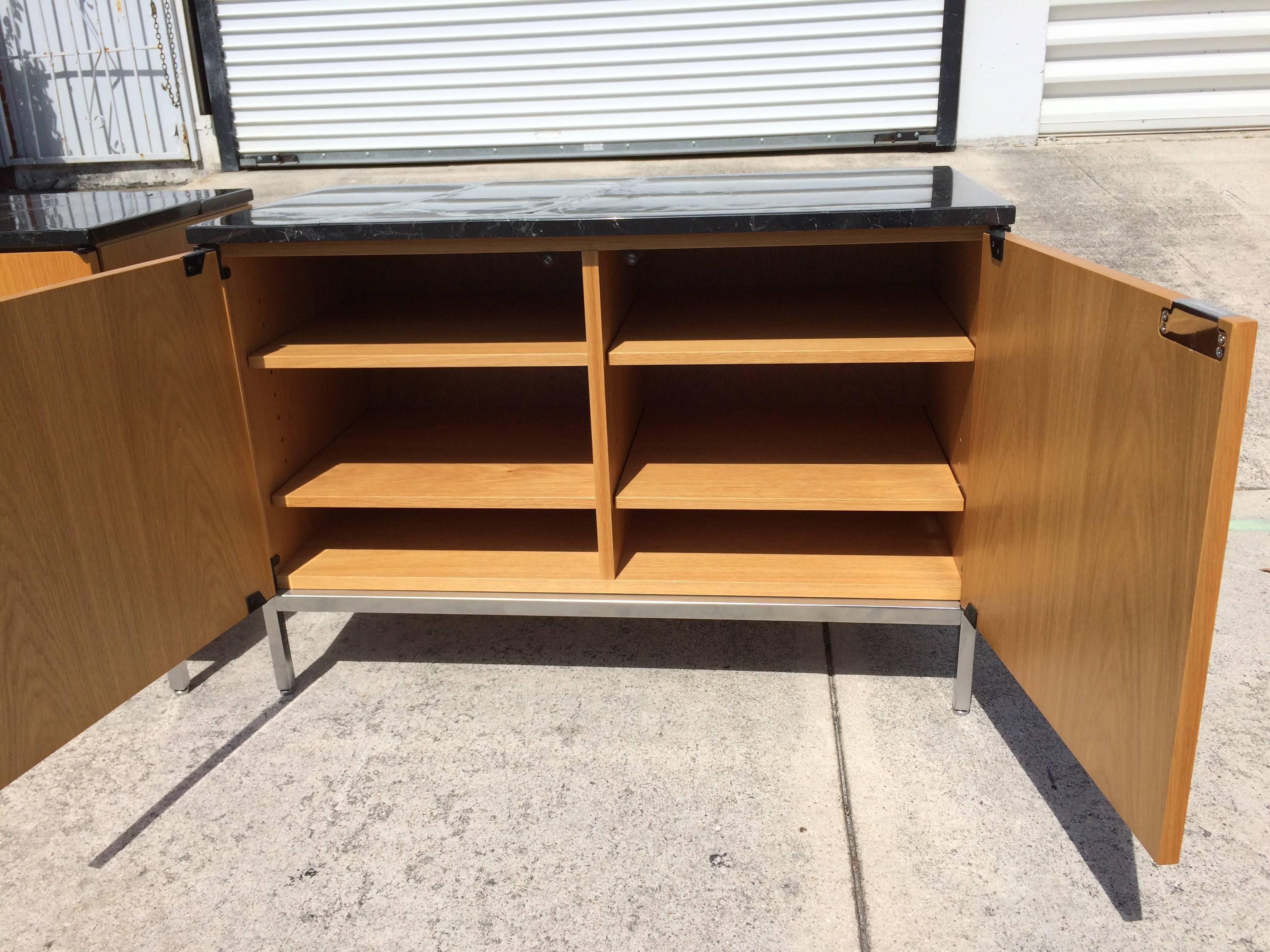 Florence Knoll Cabinets, Oak and Marble In Good Condition In Miami, FL