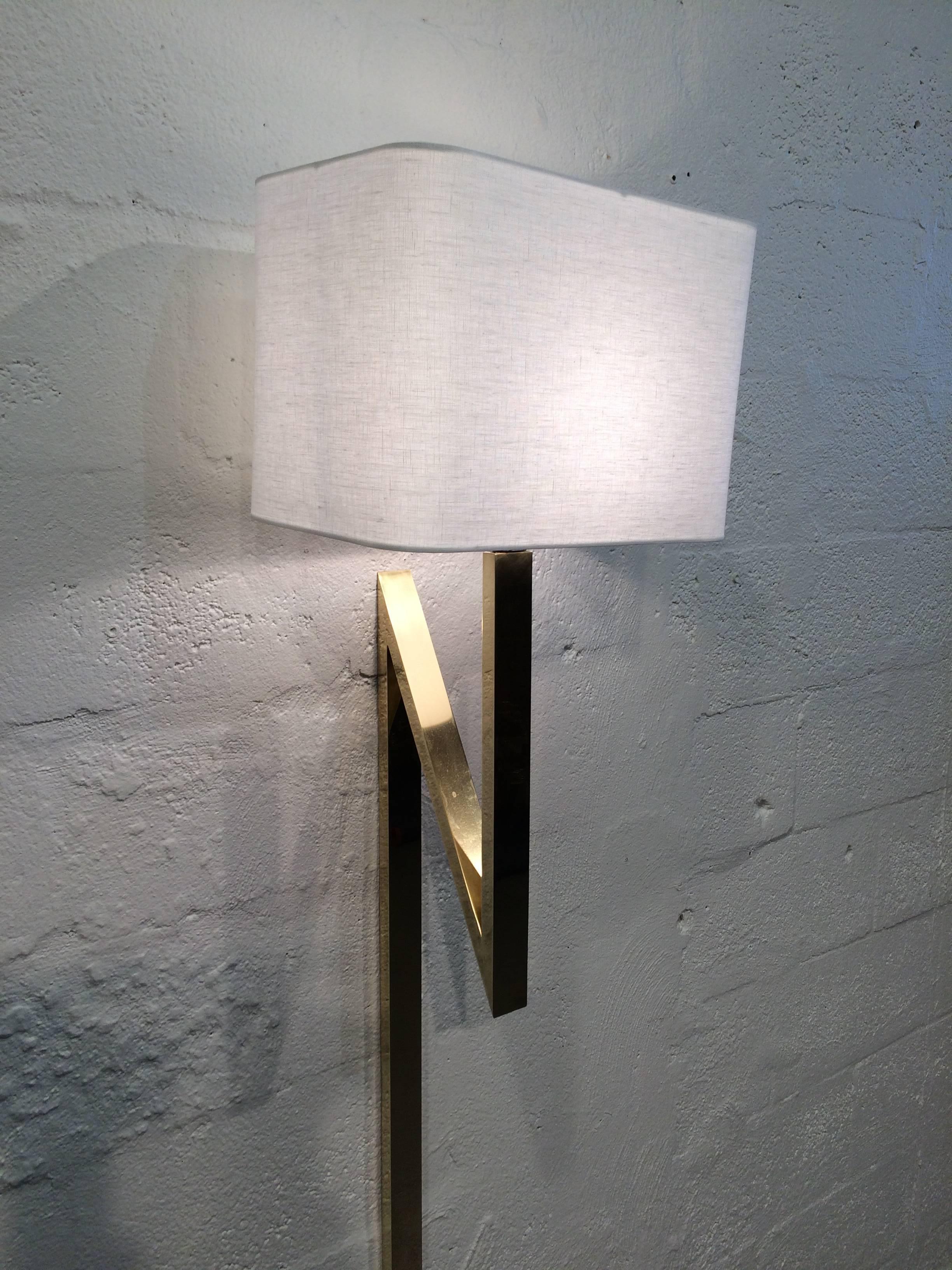 Mid-Century Modern Stunning Brass Wall Lights Sconces For Sale