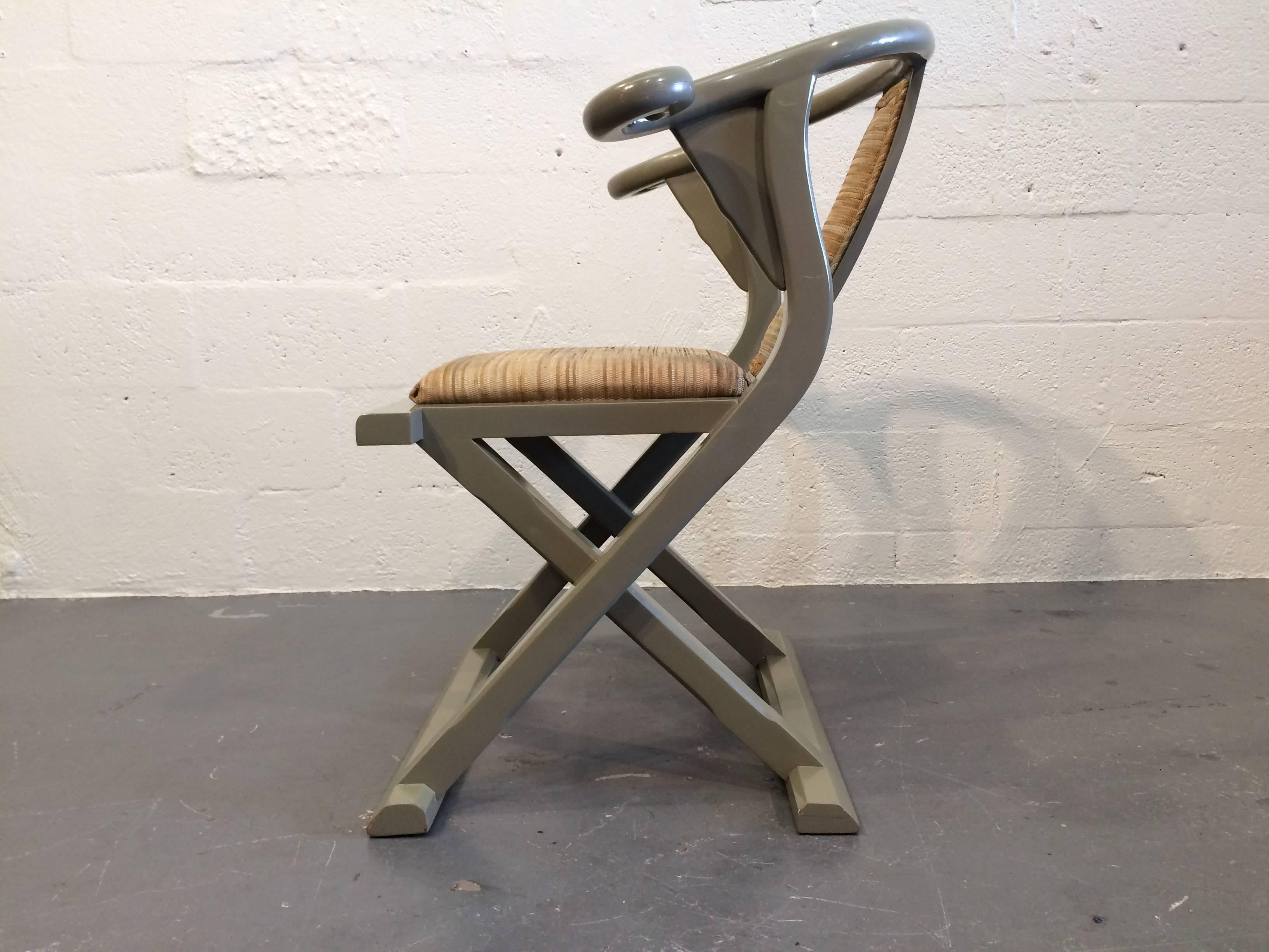 Mid-Century Modern Decorative Side or Desk Chair