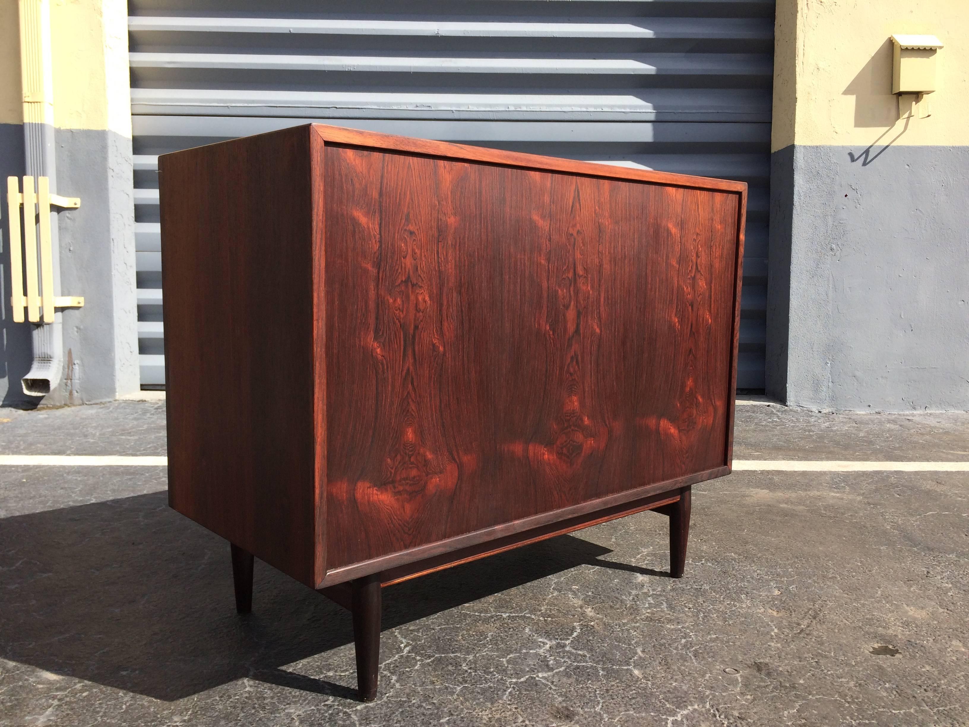 Arne Vodder Chest of Drawers for Sibast Furniture In Good Condition In Miami, FL
