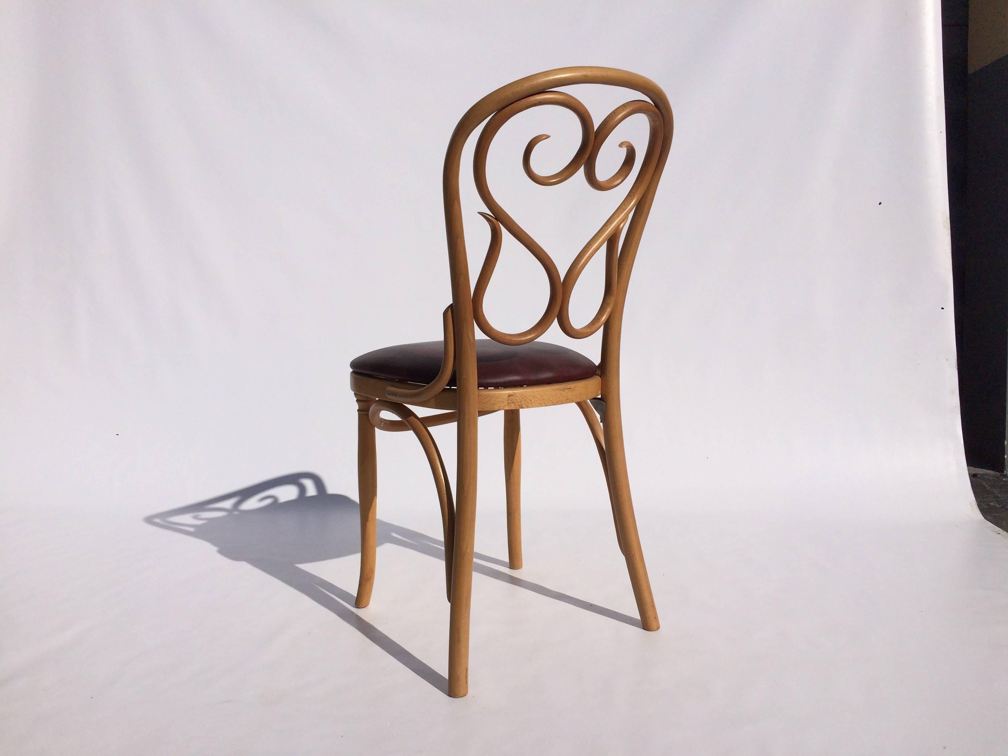 Bentwood Four Beautiful Thonet Dining Chairs