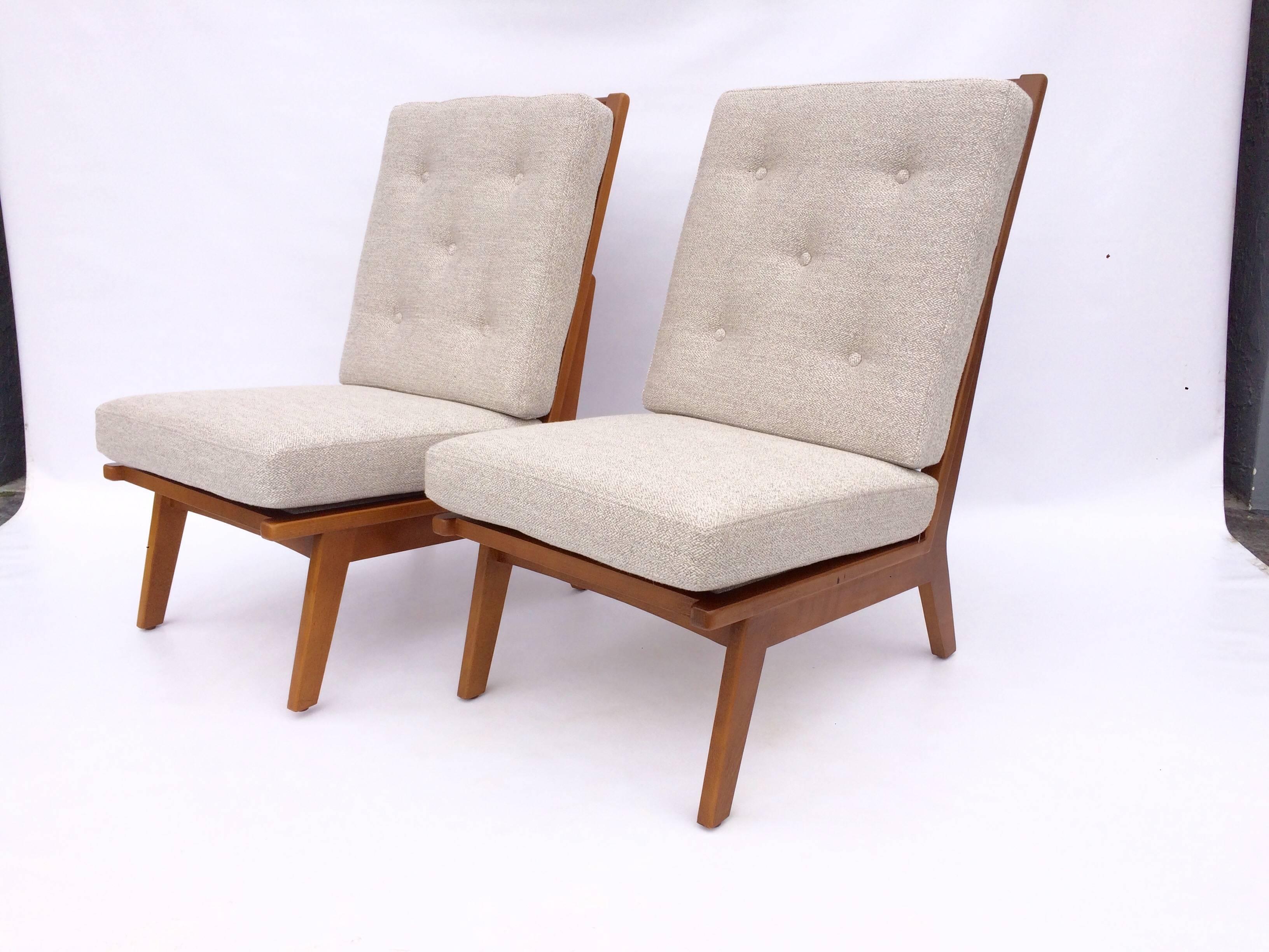 Great Pair of Lounge Chairs 2