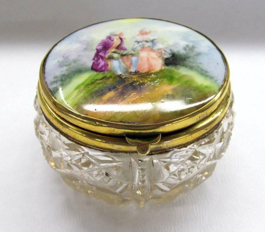 Poudre or Vanity Jar with Porcelain Lid and Hand-Cut Crystal In Good Condition For Sale In Charleston, SC