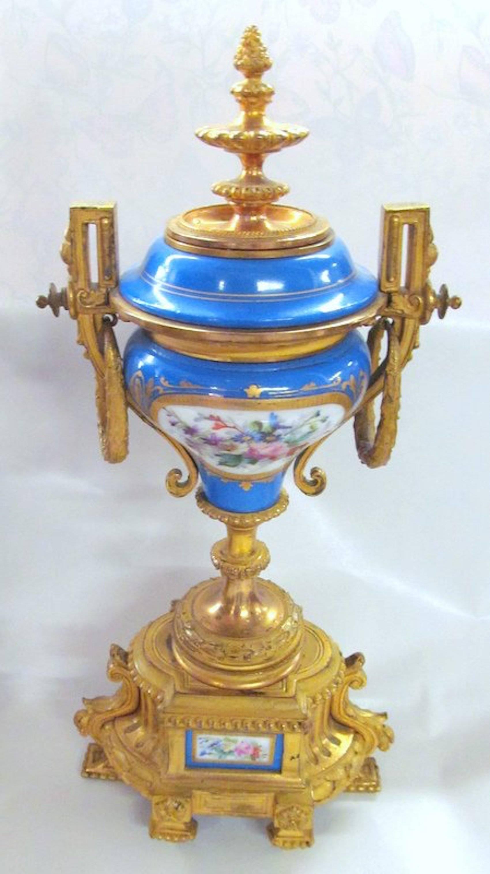 19th Century Pair of Antique French Sèvres-style Porcelain and Ormolu Mounted Cassolettes