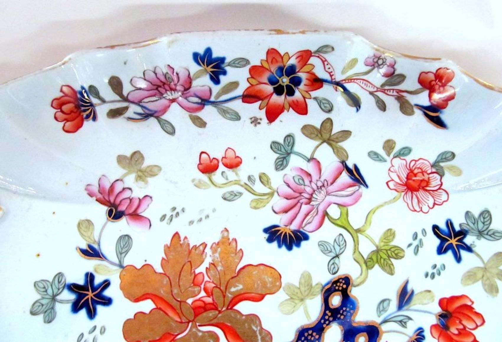 Rare early English period Mason's Ironstone Imari dessert dish.

As Illustrated in G. Godden's Mason's Ironstone as one of the earliest examples of Mason's Ironstone and one of its earliest impressed marks.