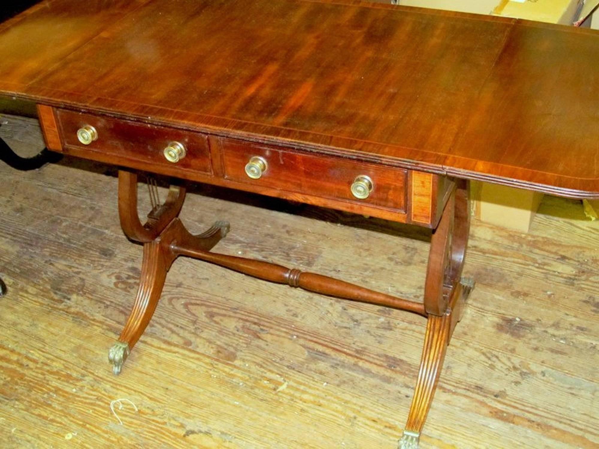 Antique English George IV Inlaid Mahogany Regency Style Drop-Leaf Sofa Table In Excellent Condition For Sale In Charleston, SC