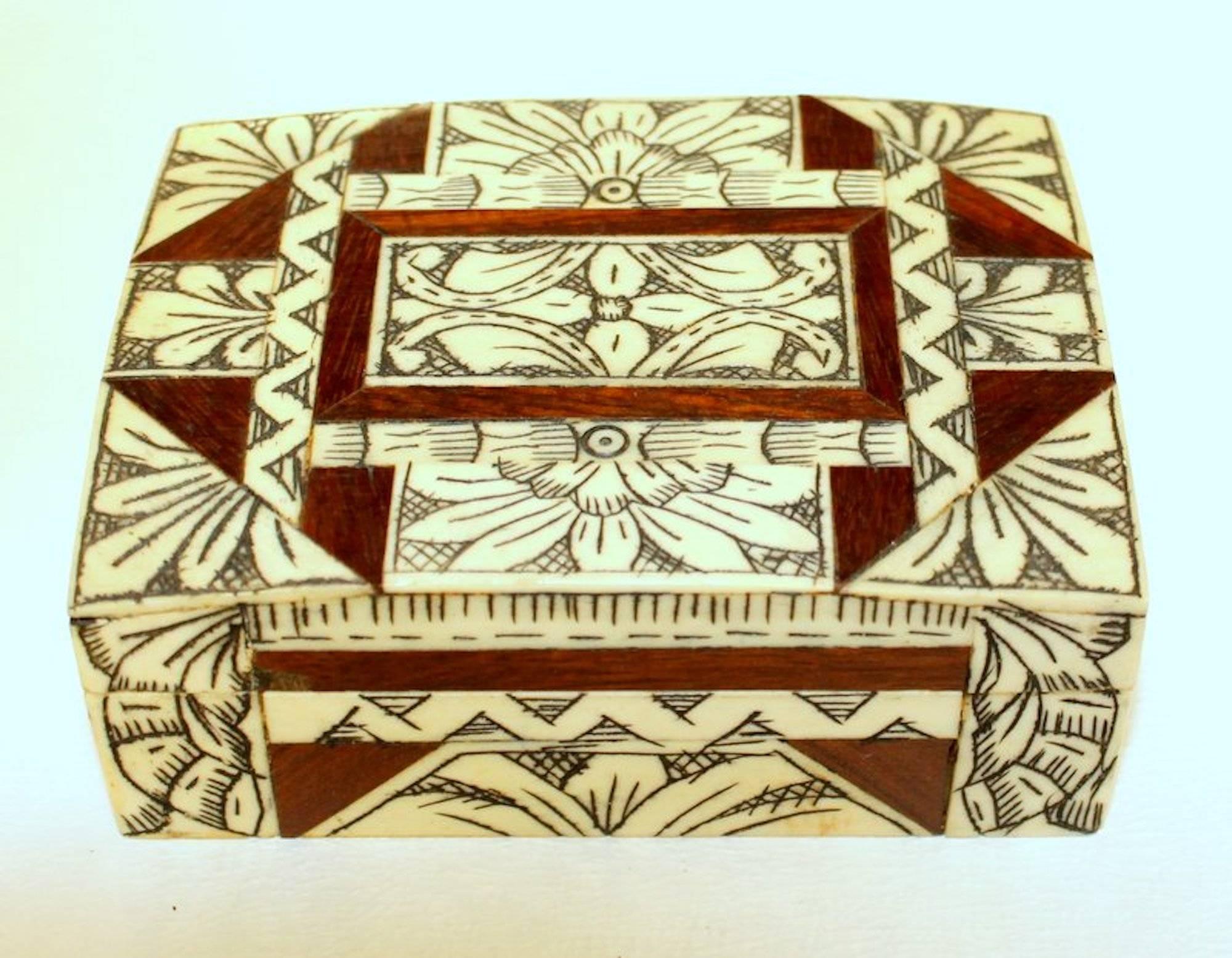 Fine old Anglo-Indian carved bone, rosewood and mahogany hinged box. Please note 