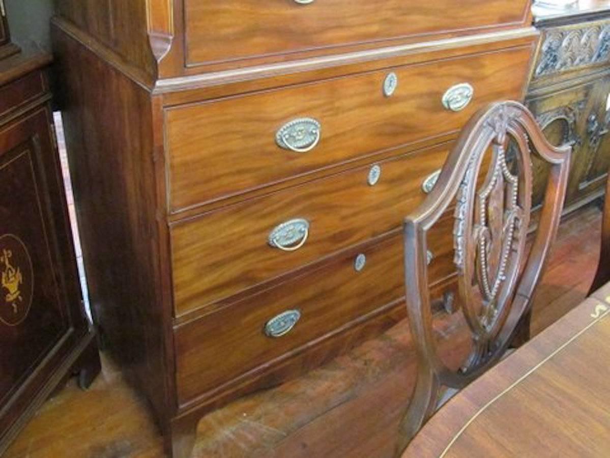 19th Century English Channel Islands George III Mahogany Chest on Chest In Good Condition In Charleston, SC
