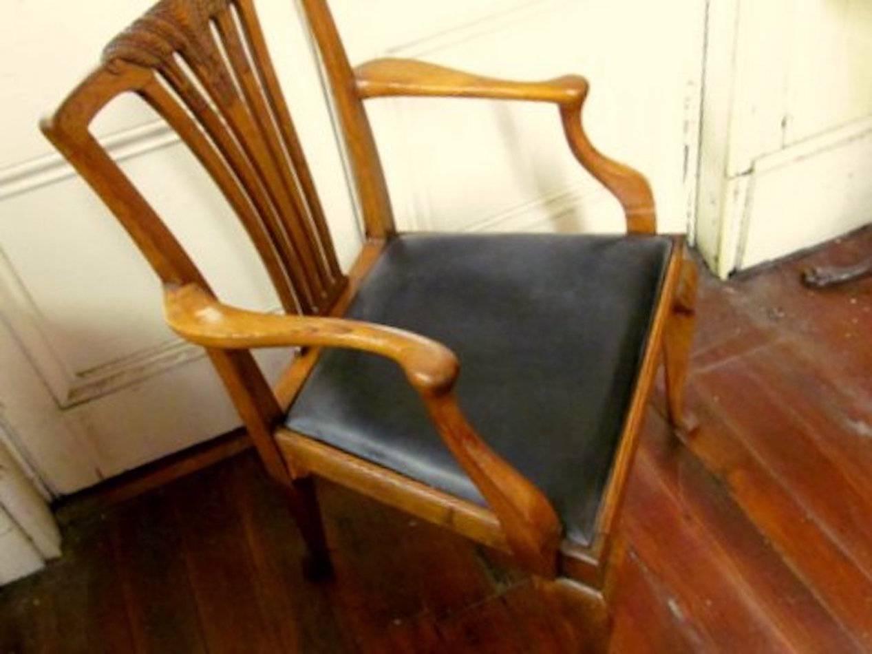 19th Century Pair of Antique English Hand-Carved Chestnut and Elm Geo. I Style Armchairs