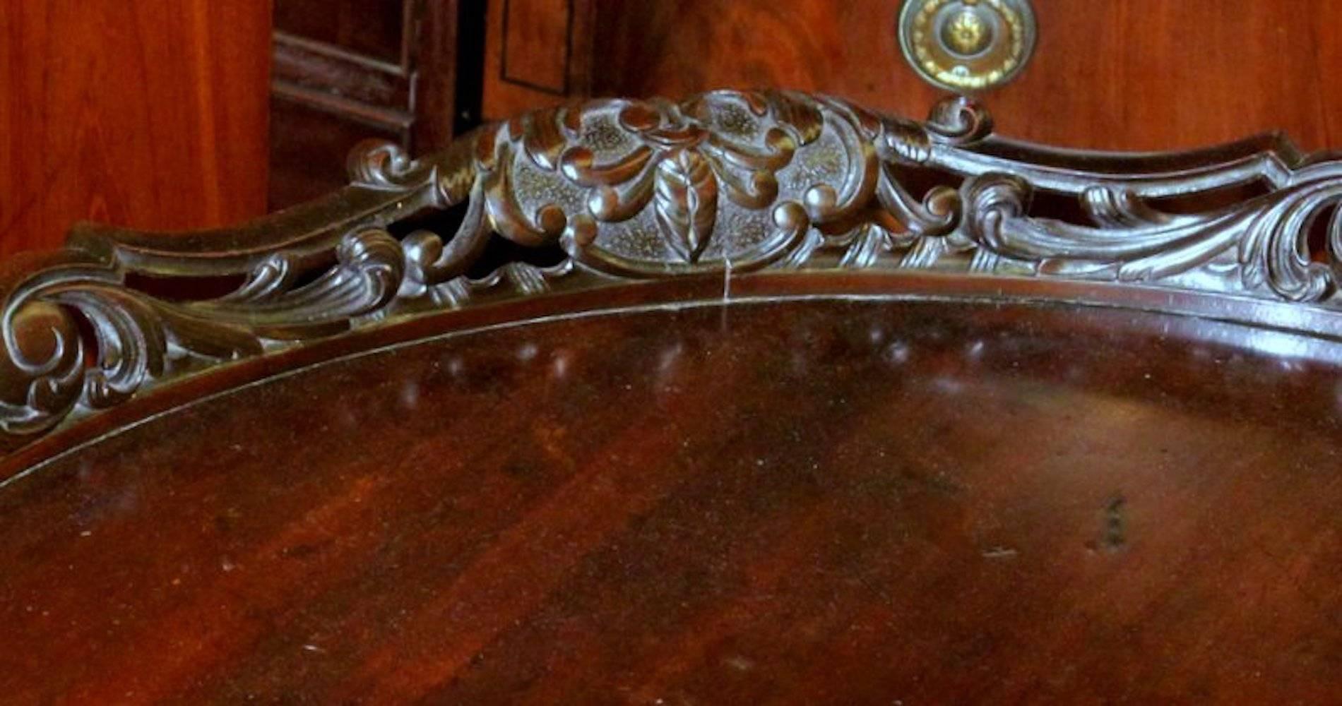 Northern Irish Antique Irish Carved Chippendale Style Mahogany Tilt-Top Tea Table