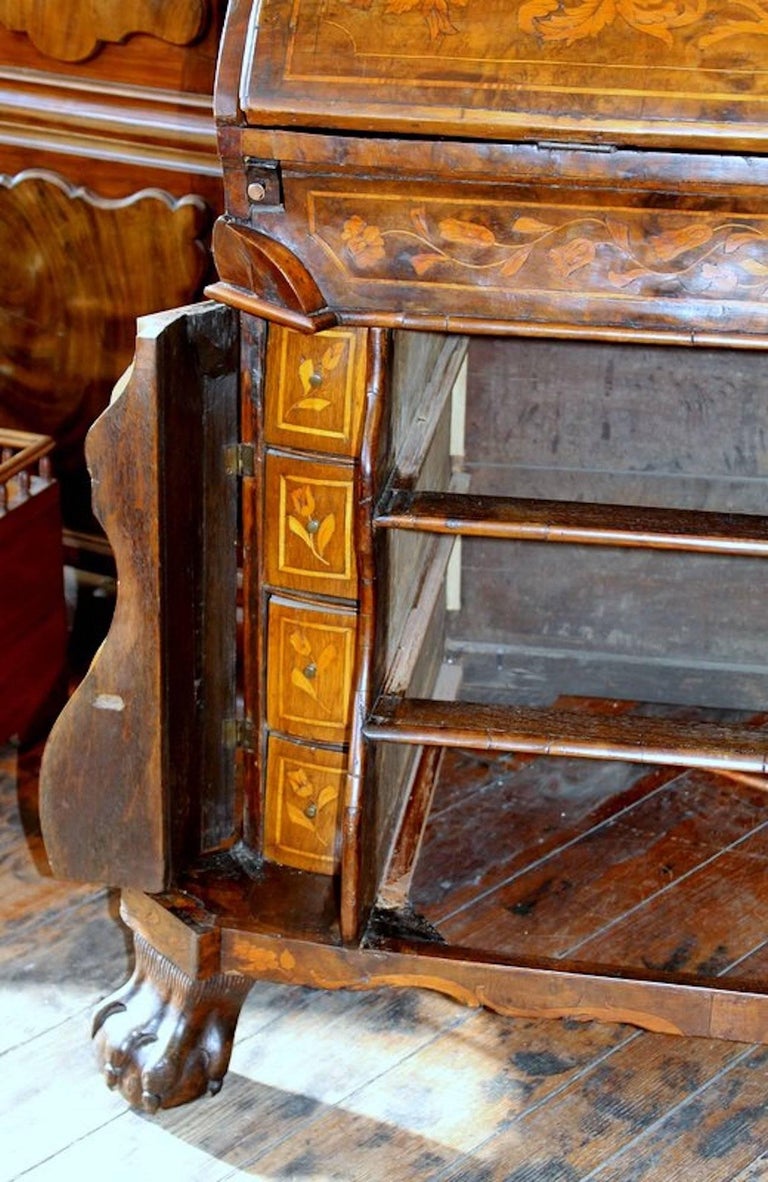 Antique 18th Century Dutch Marquetry Inlaid Burr Walnut Bombe Slope-Front Bureau For Sale 4