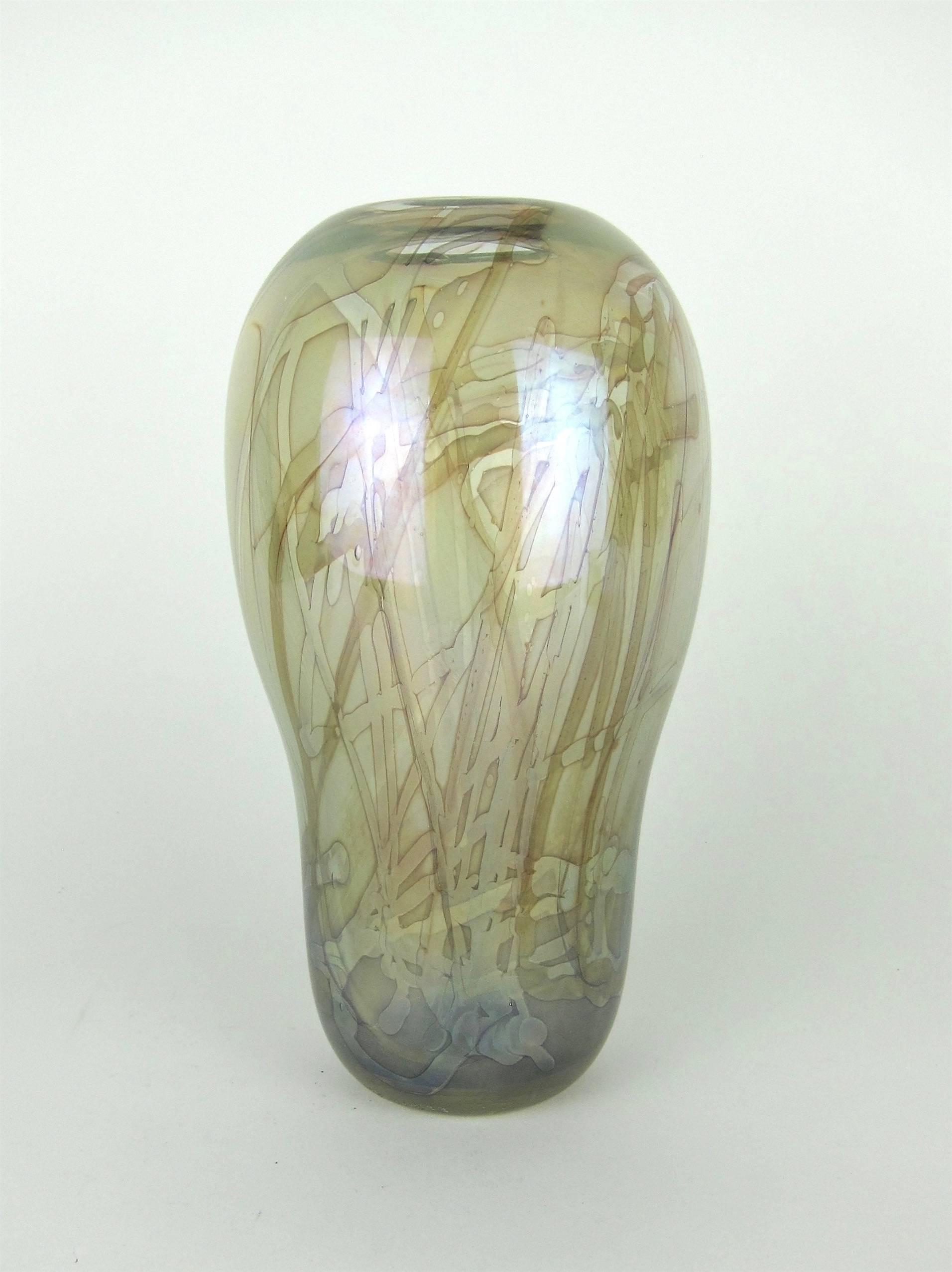 Signed Robert William Bartlett Iridescent Studio Glass Vase from 1974 In Good Condition In Los Angeles, CA