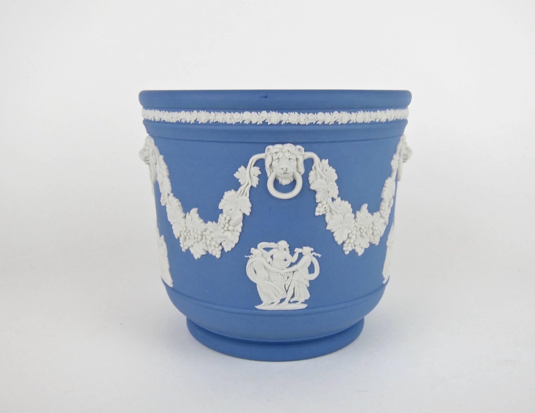 Wedgwood Blue Jasper Ware Neoclassical Cachepot or Jardinière In Good Condition In Los Angeles, CA
