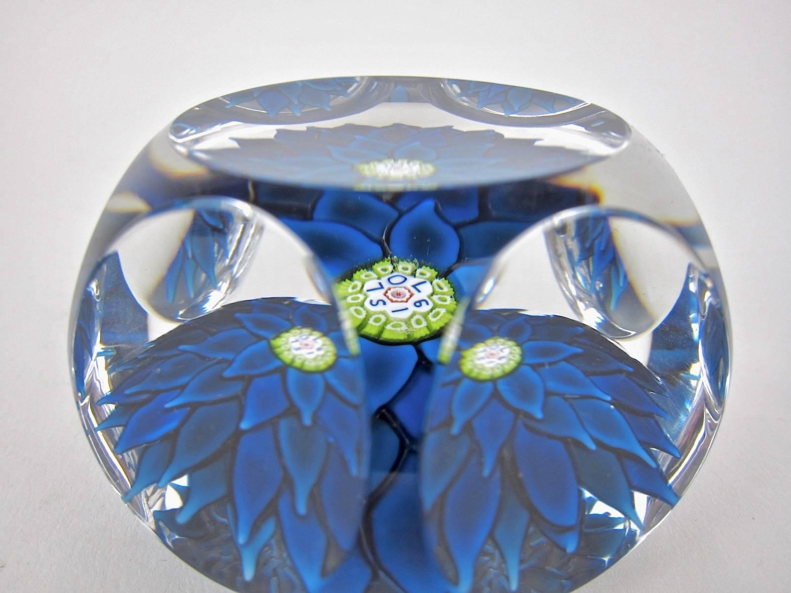 Vintage Saint Louis Blue Dahlia Faceted French Paperweight 1970  In Good Condition In Los Angeles, CA