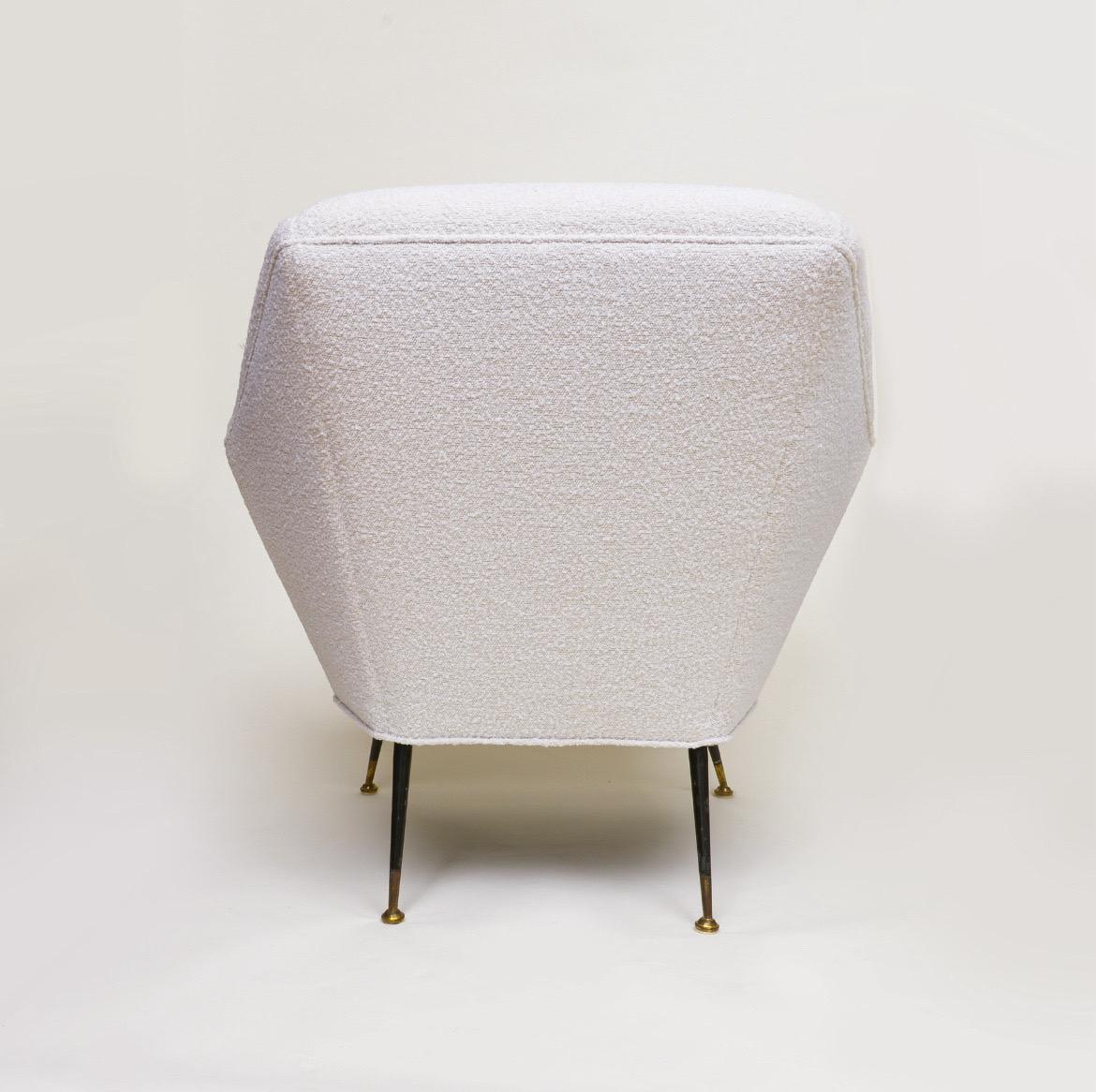 20th Century Italian Vintage Elegant White Boucle Lounge Chairs For Sale