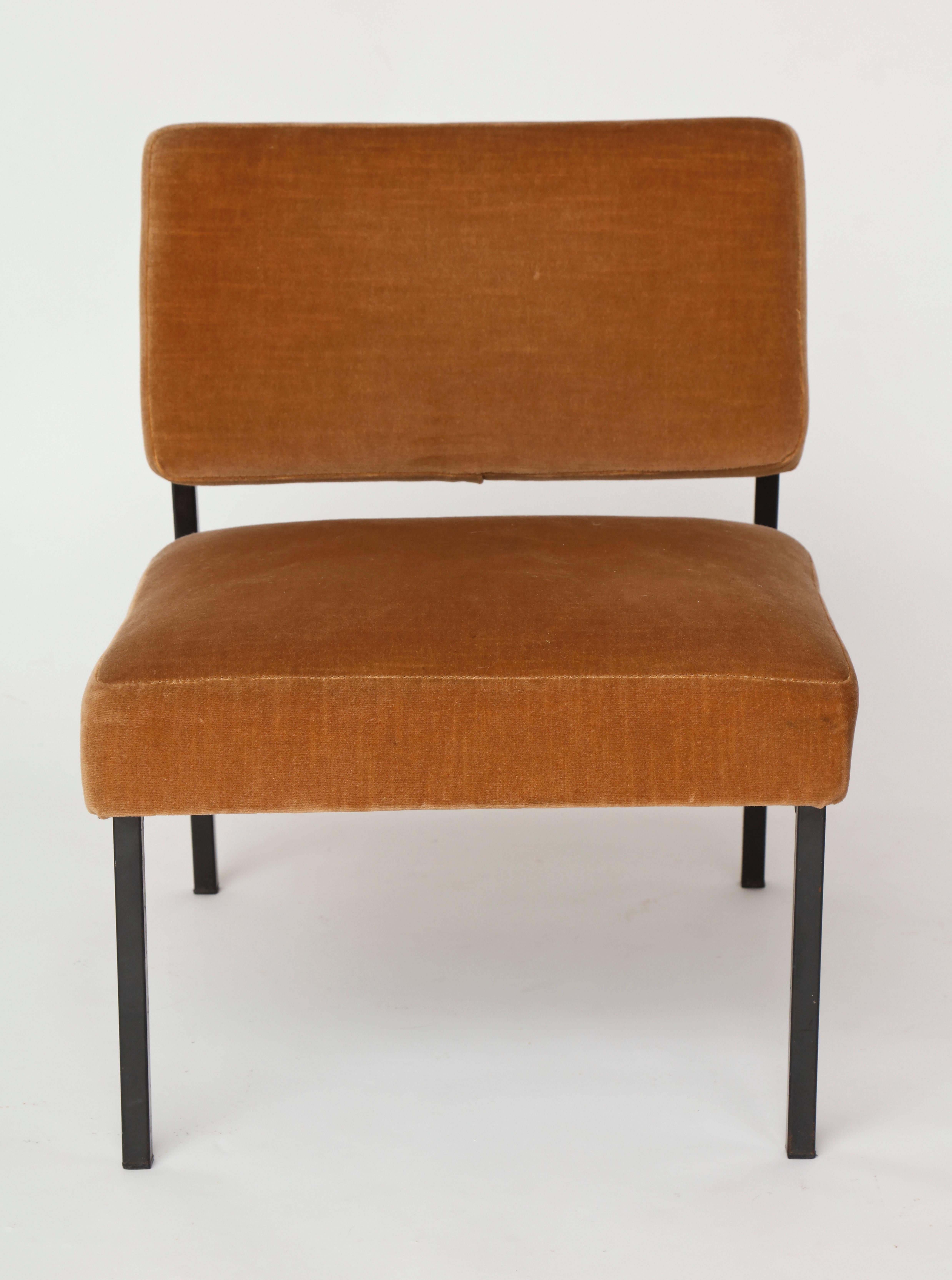 Airborne Iron and Velvet Slipper Chairs Midcentury Brown 1950, France In Good Condition In New York, NY