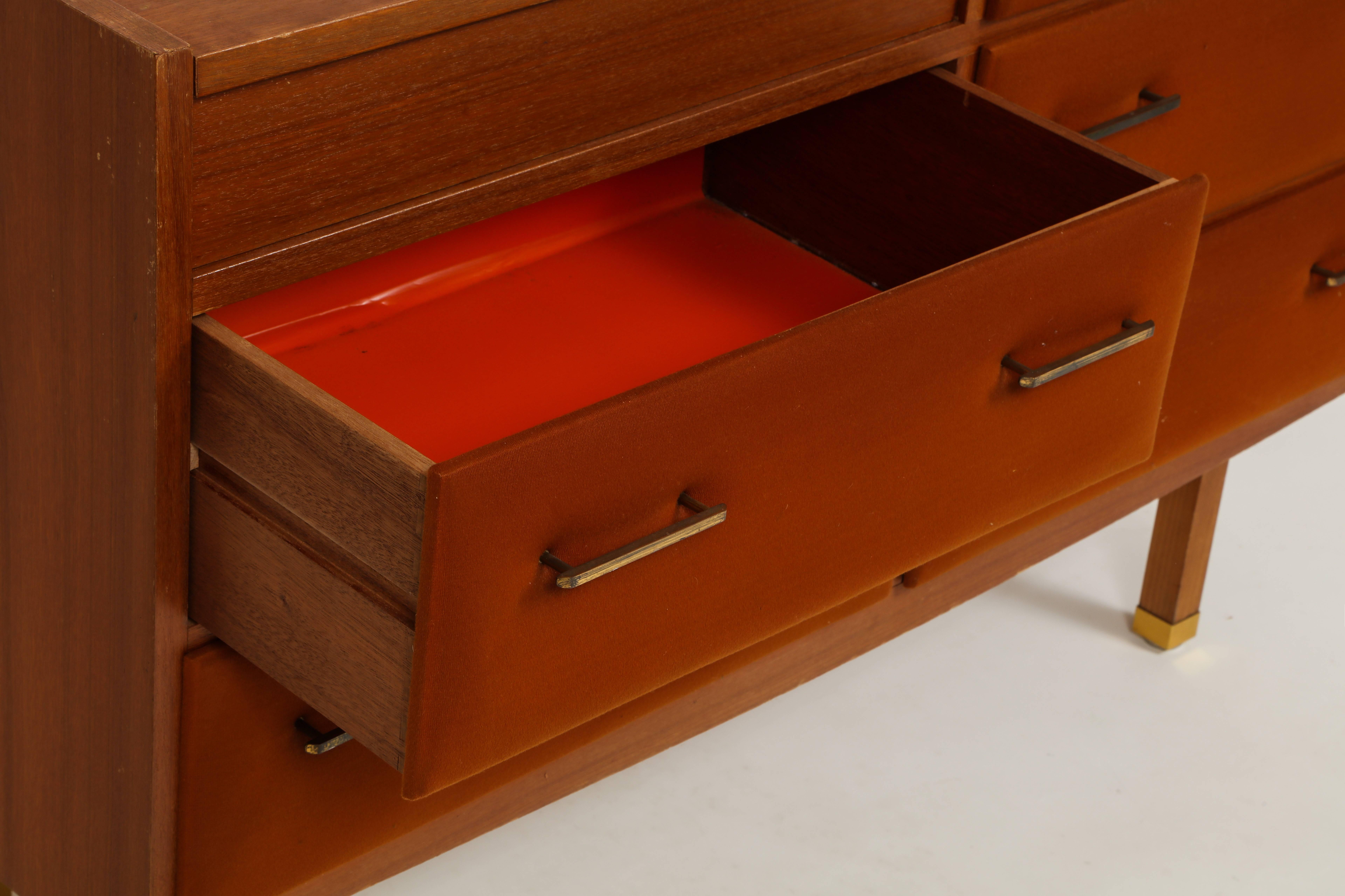 Ottone Roger Landault, comodino in ottone e teak marrone del 1960, Modernista francese, 1960 in vendita