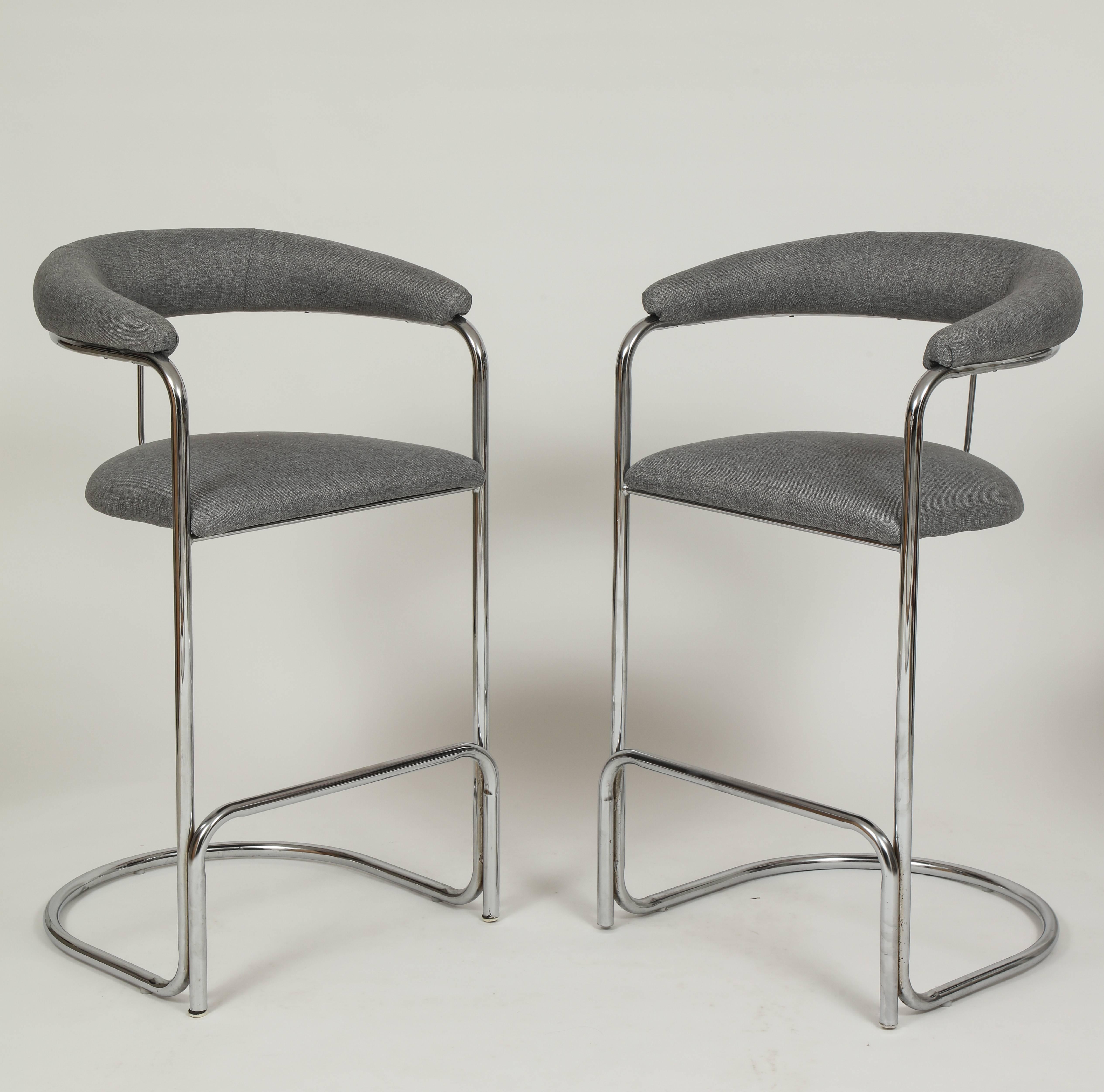 Vintage grey wool thonet bar stools 1960s mid-century.

Measures: Height: 41 inches,
width: 23 inches,
depth: 20 inches,
seat height: 30 inches.

Thonet today.
The success of the company Thonet GmbH in Frankenberg, Germany, began with the