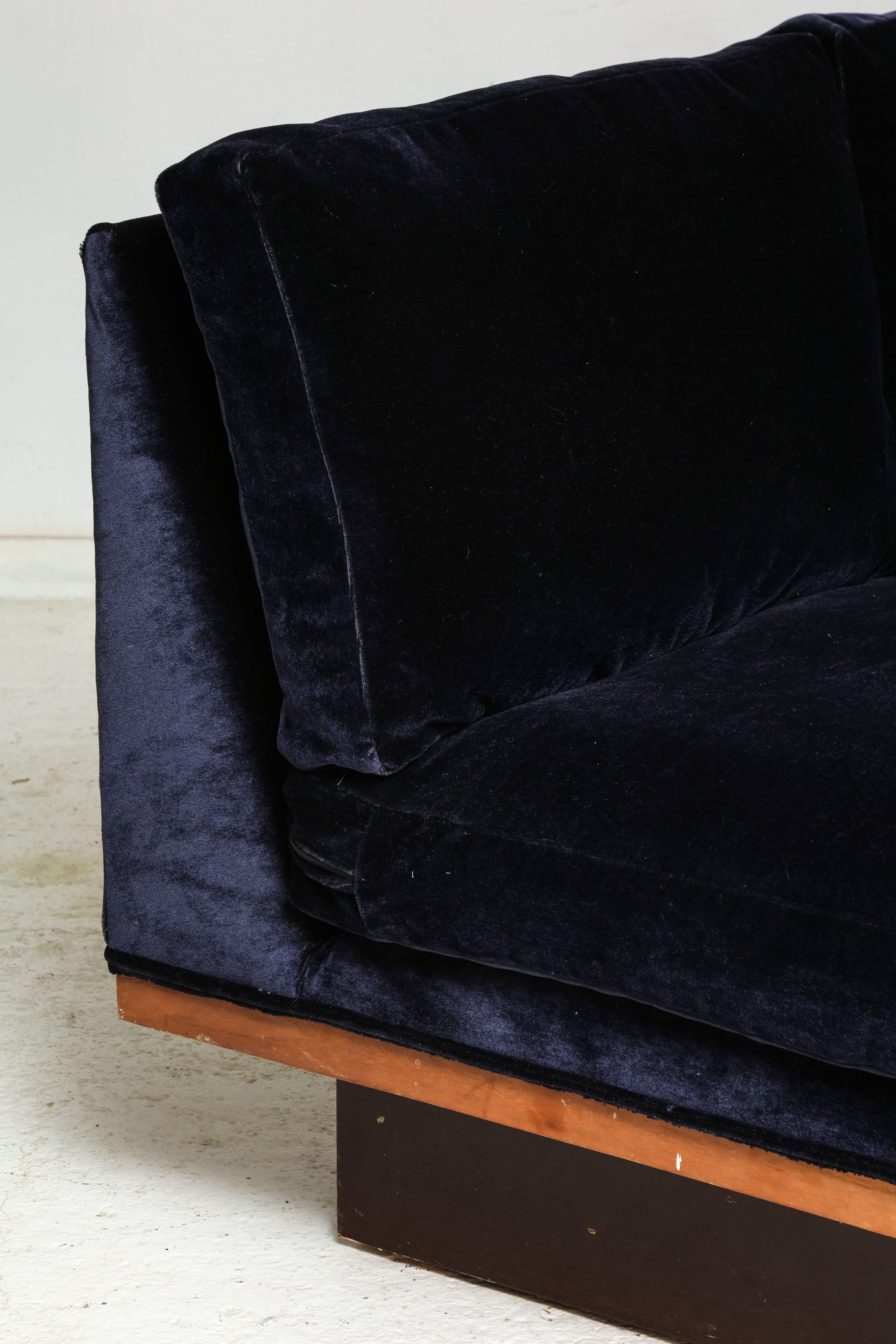 Mid-Century Modern Milo Baughman Thayer Coggin Sofa with Wood Base Black Blue Mohair, 1980s