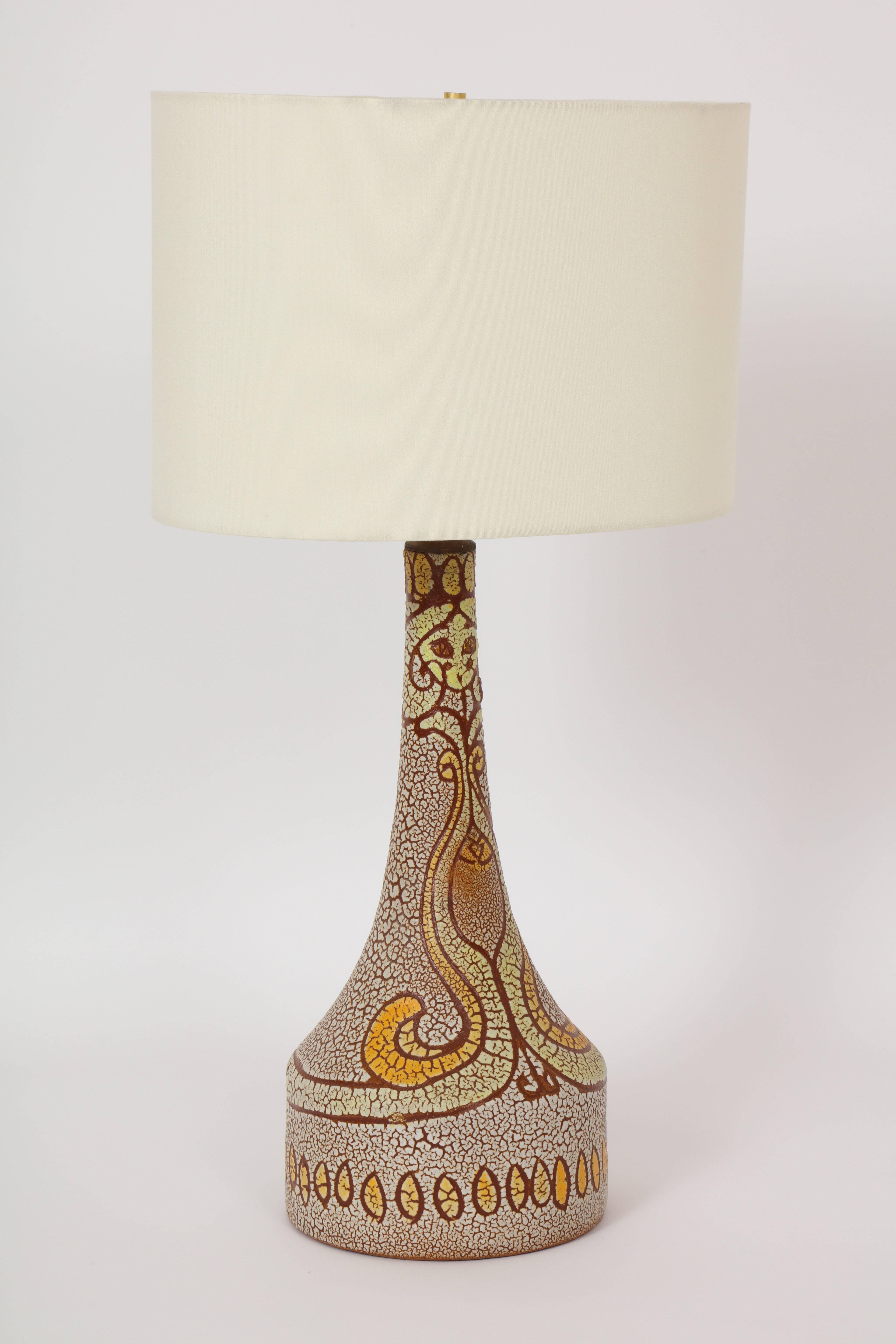 Mid-Century-Tischlampe aus Keramik mit gelbem, orangefarbenem und braunem Ton, Frankreich, 1950 (Moderne der Mitte des Jahrhunderts) im Angebot