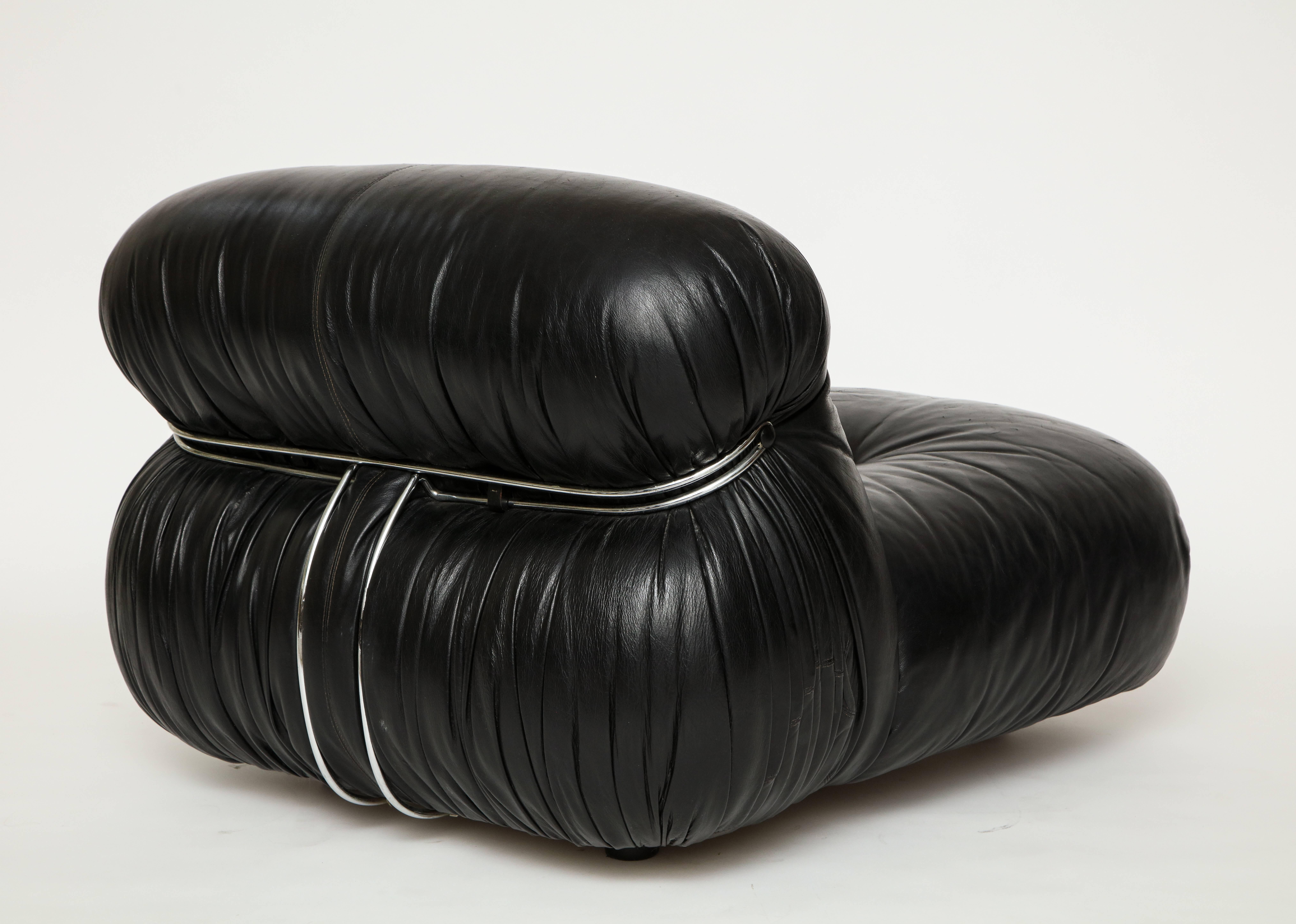 Post-Modern Pair of Soriana Tobia Scarpa Black Chrome Lounge Chairs, Italy 1970s