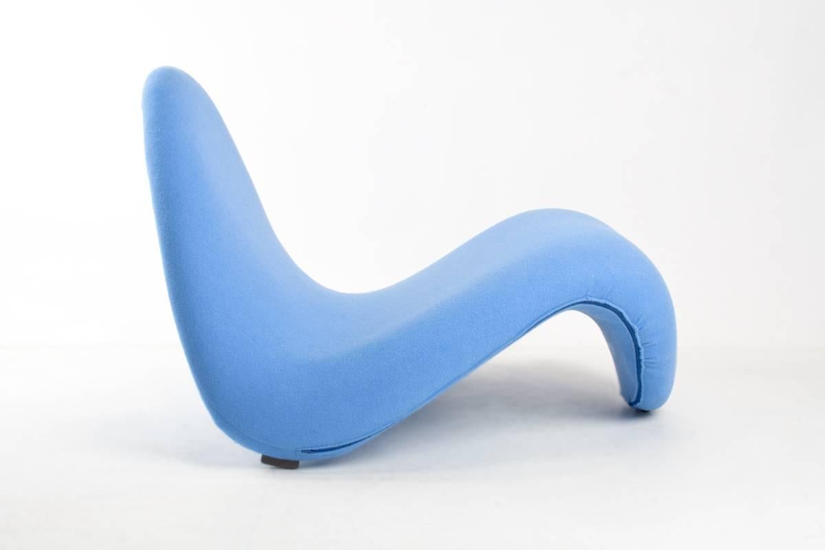The Pierre Paulin, Tongue chair, type F577, is a beautiful sculptural lounge chair. The Tongue chair is designed by Pierre Paulin for Artifort in 1967. It’s one of the essential classics in modern furniture history. The Tongue is a clear, very