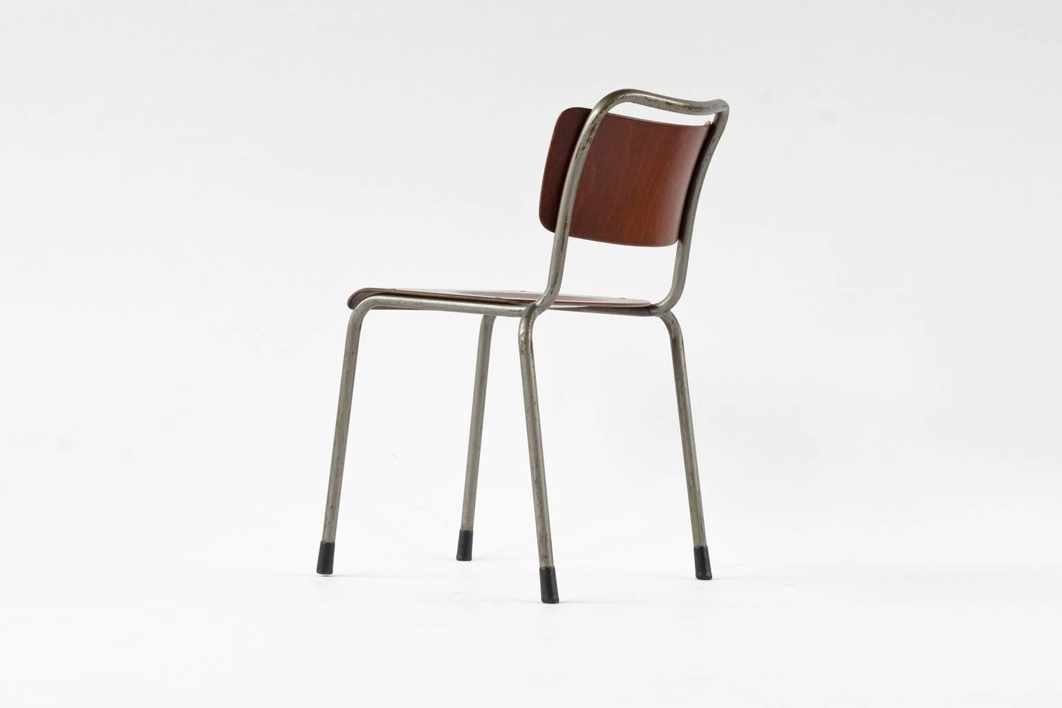Set of Eight Dutch Industrial W. H. Gispen School Chairs, 1952 Design In Good Condition In Beek en Donk, NL