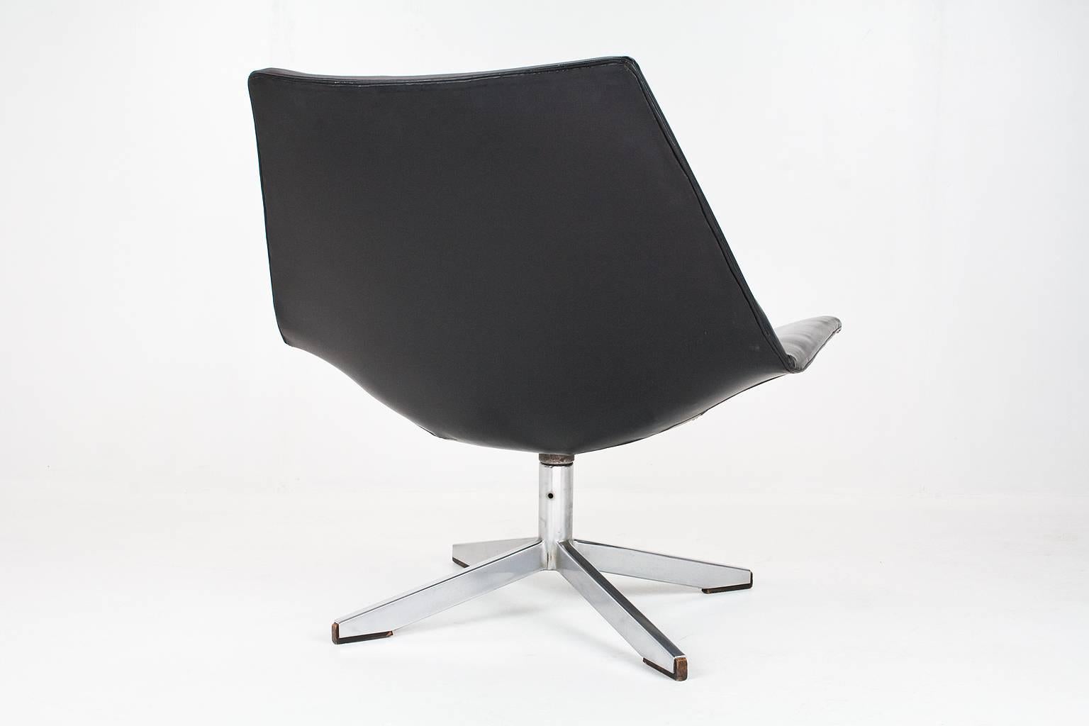 Mid-Century Modern 1960 Dutch Very Rare Salomonson & Tempelman Swivel Lounge Chair for AP Originals