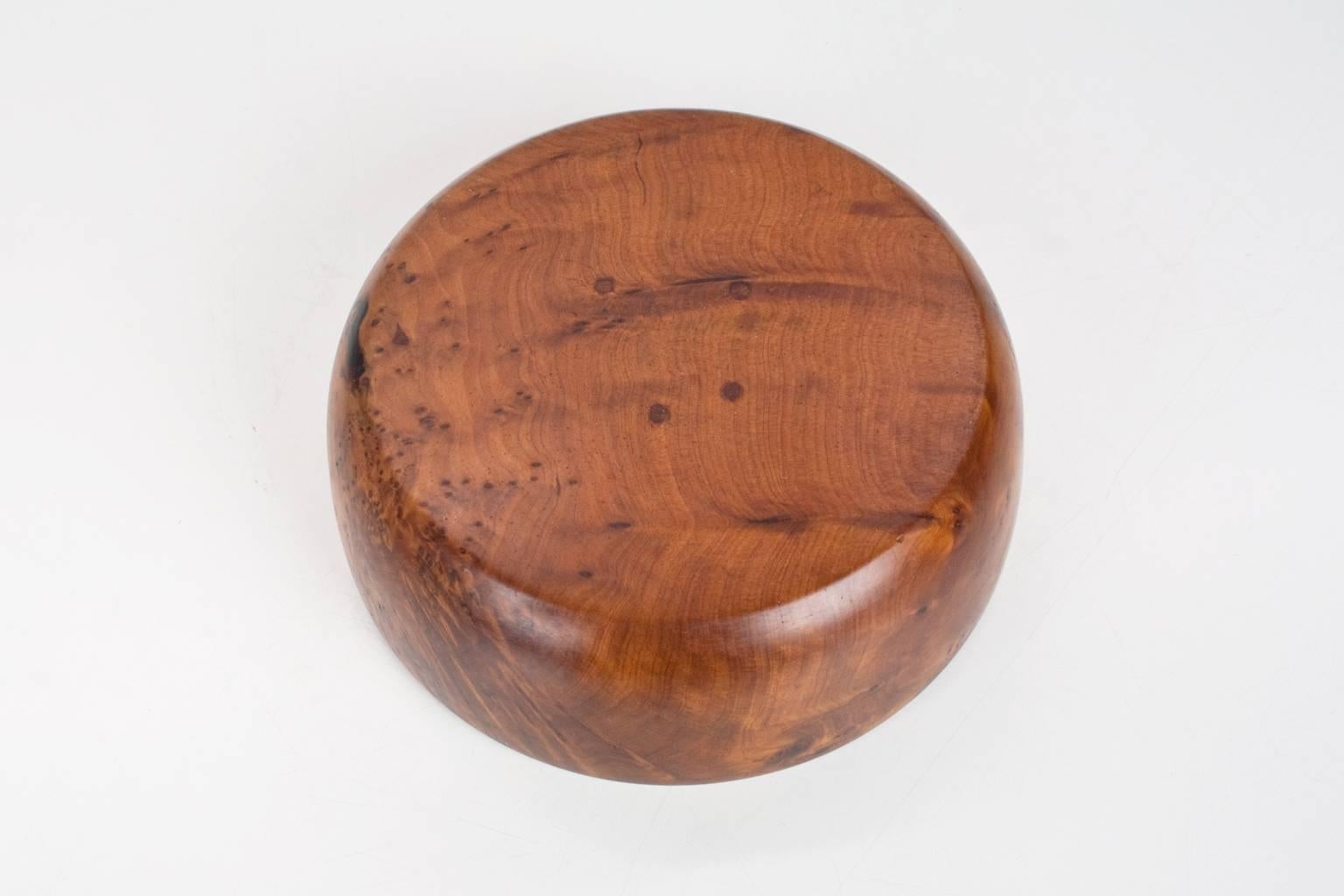Mid-20th Century Vintage Elm Burl Hand-Turned Bowl Mid-Century Modern Dutch Accessory, 1950s For Sale