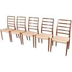 Set of 5 Scandinavian Modern Chairs in teak and paper cord by Niels Moller