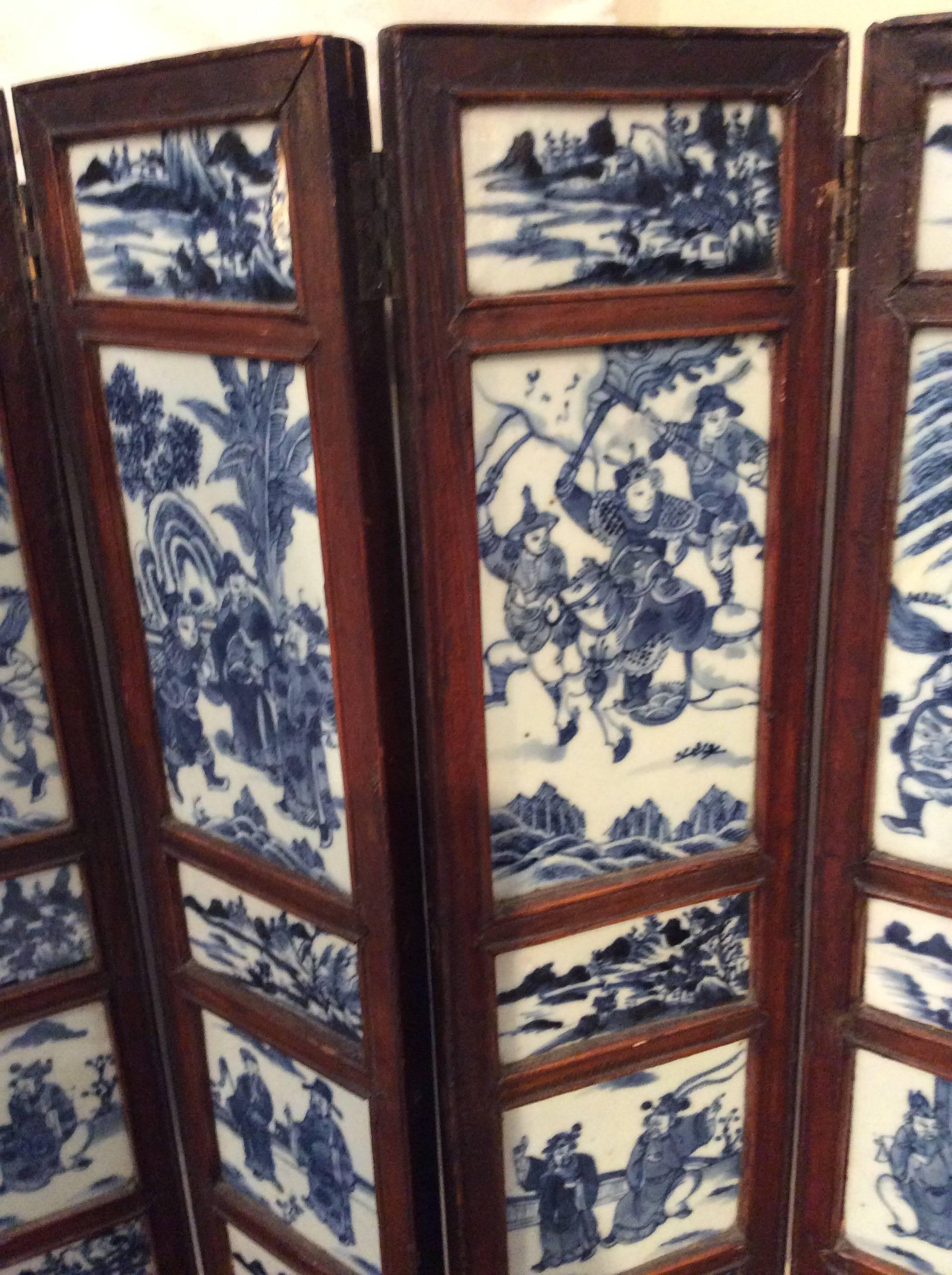 Hand-Crafted Qing Dynasty Blue and White Chinese Table Screen