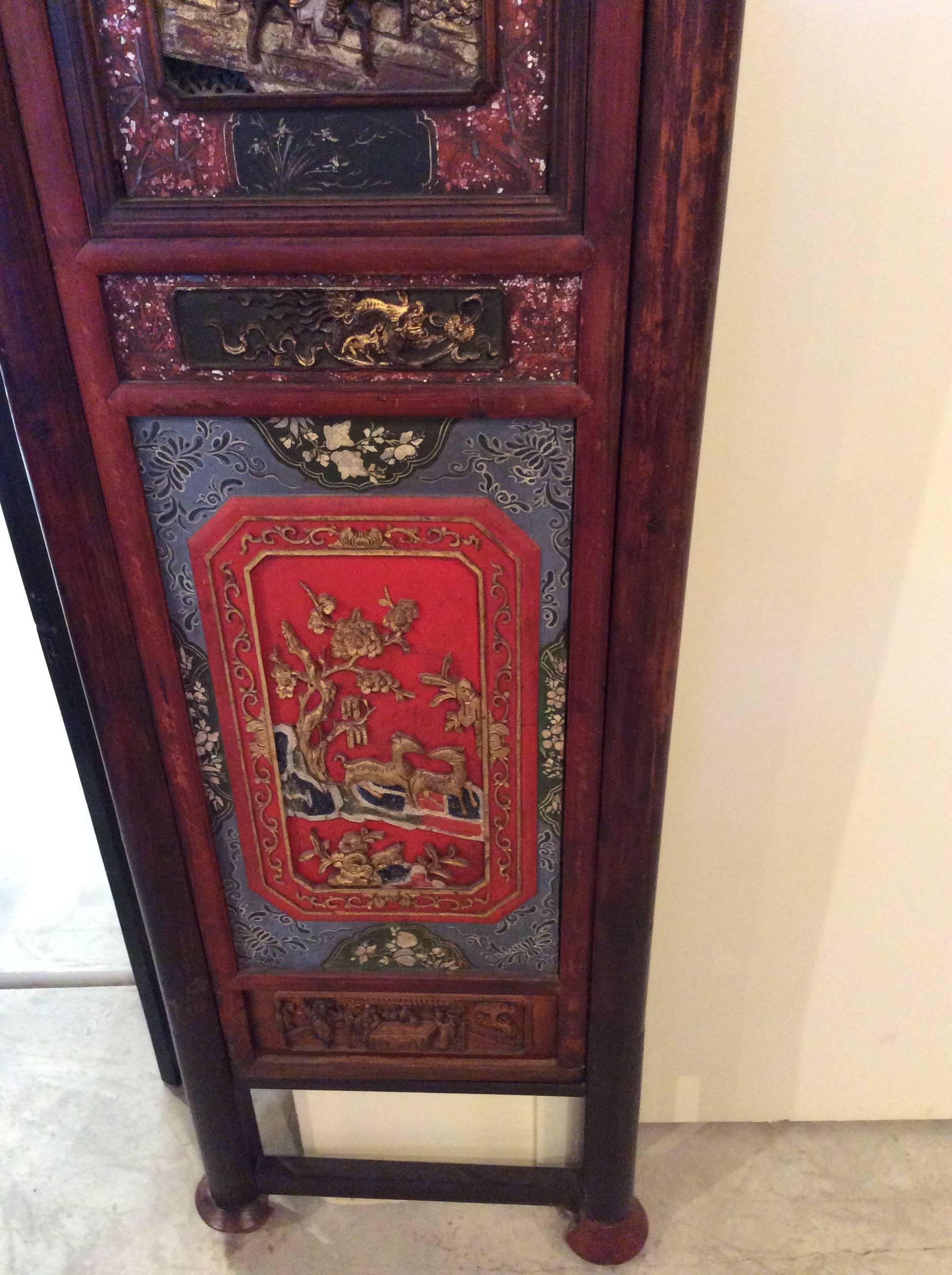 Hand-Carved Qing Dynasty Chinese Wedding Bed For Sale