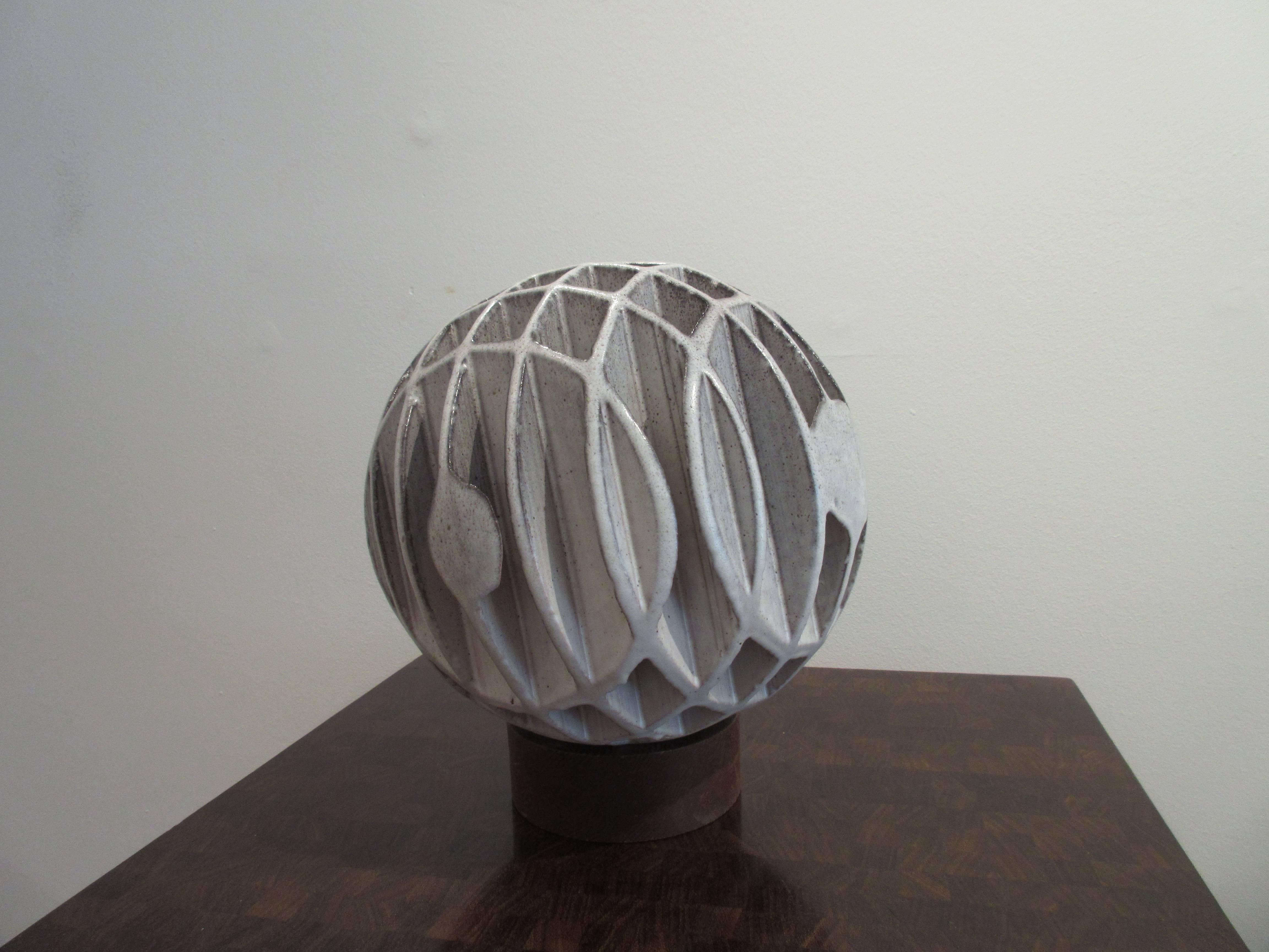 Sphere Sculpture by Alessio Tasca, Signed with Mark In Excellent Condition For Sale In Brussels, BE