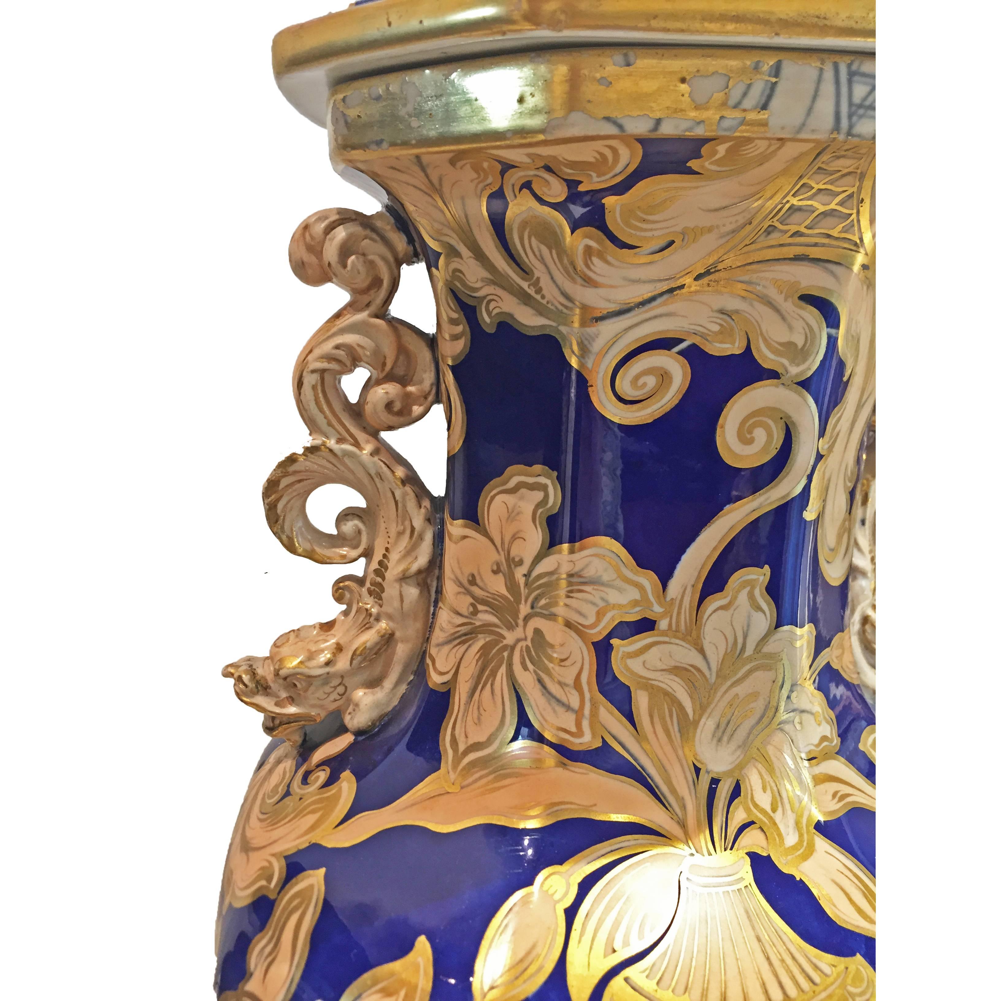 British 20th Century Oversized Oriental Style Blue and Gold Antique Vase by Spode For Sale