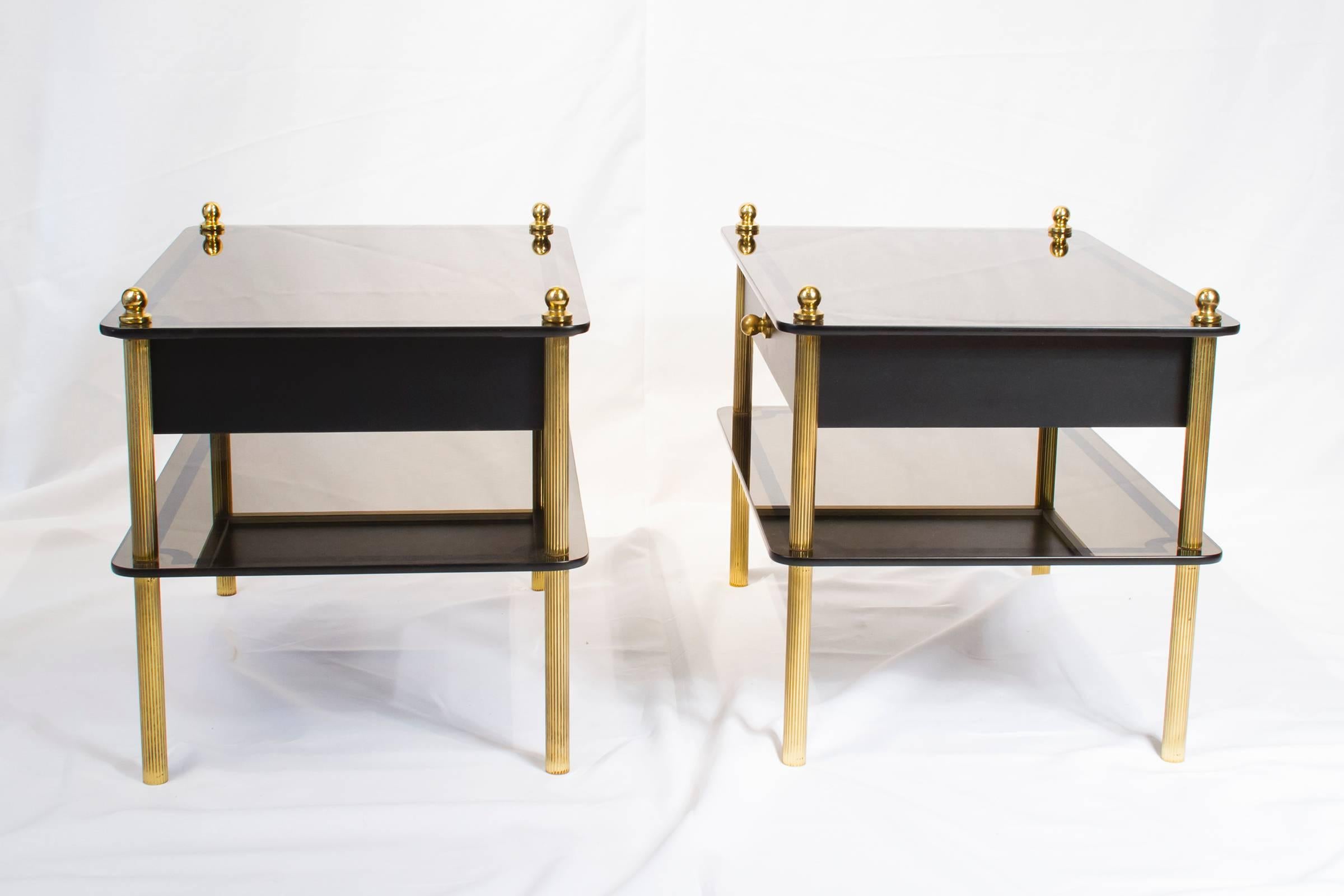 Pair of French Mid-Century Modern Mirrored Nightstands In Excellent Condition In Brussels, Brussels