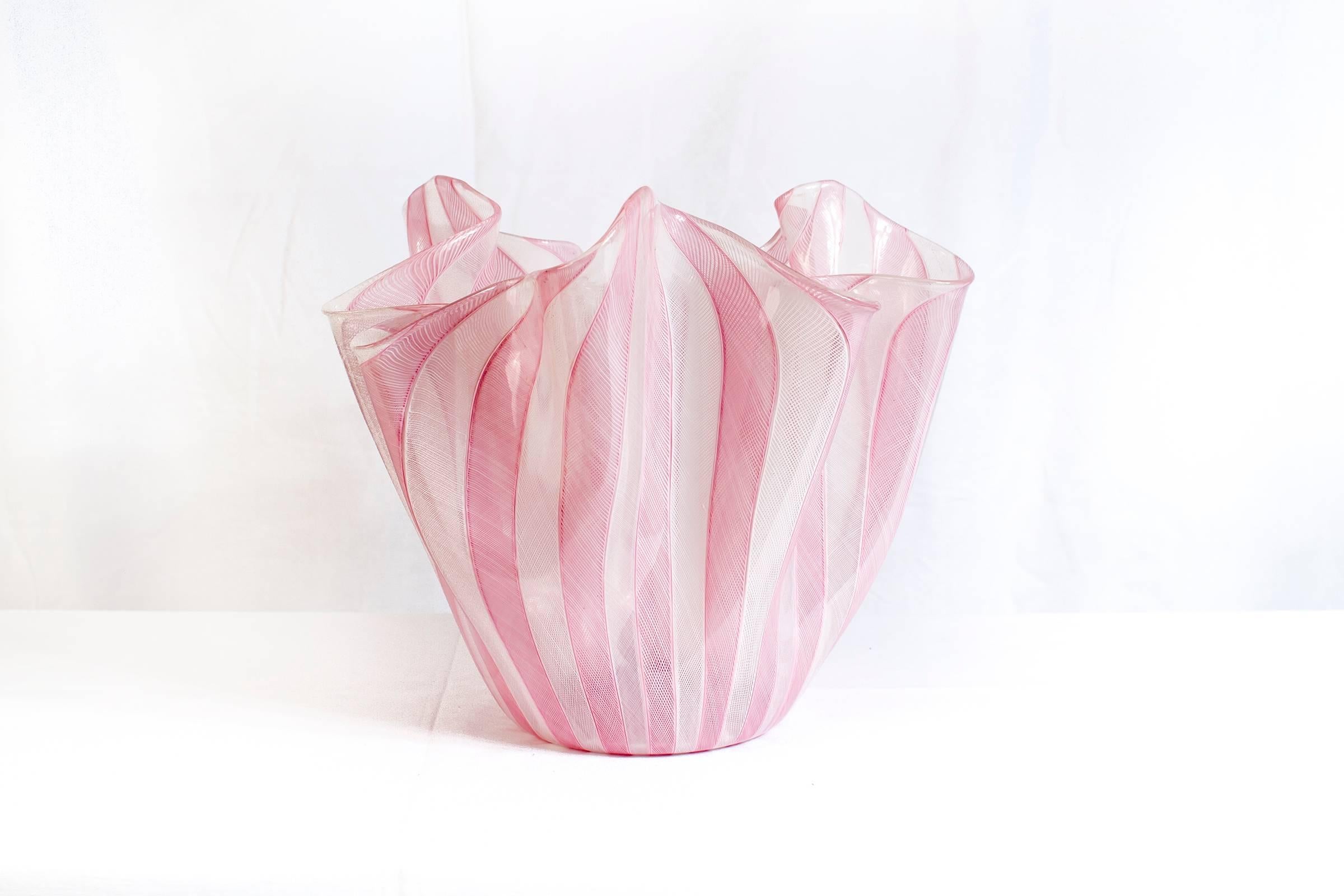 Art Glass Venini Handkerchief Vase, Design Fulvio Bianconi, Venini Glass For Sale