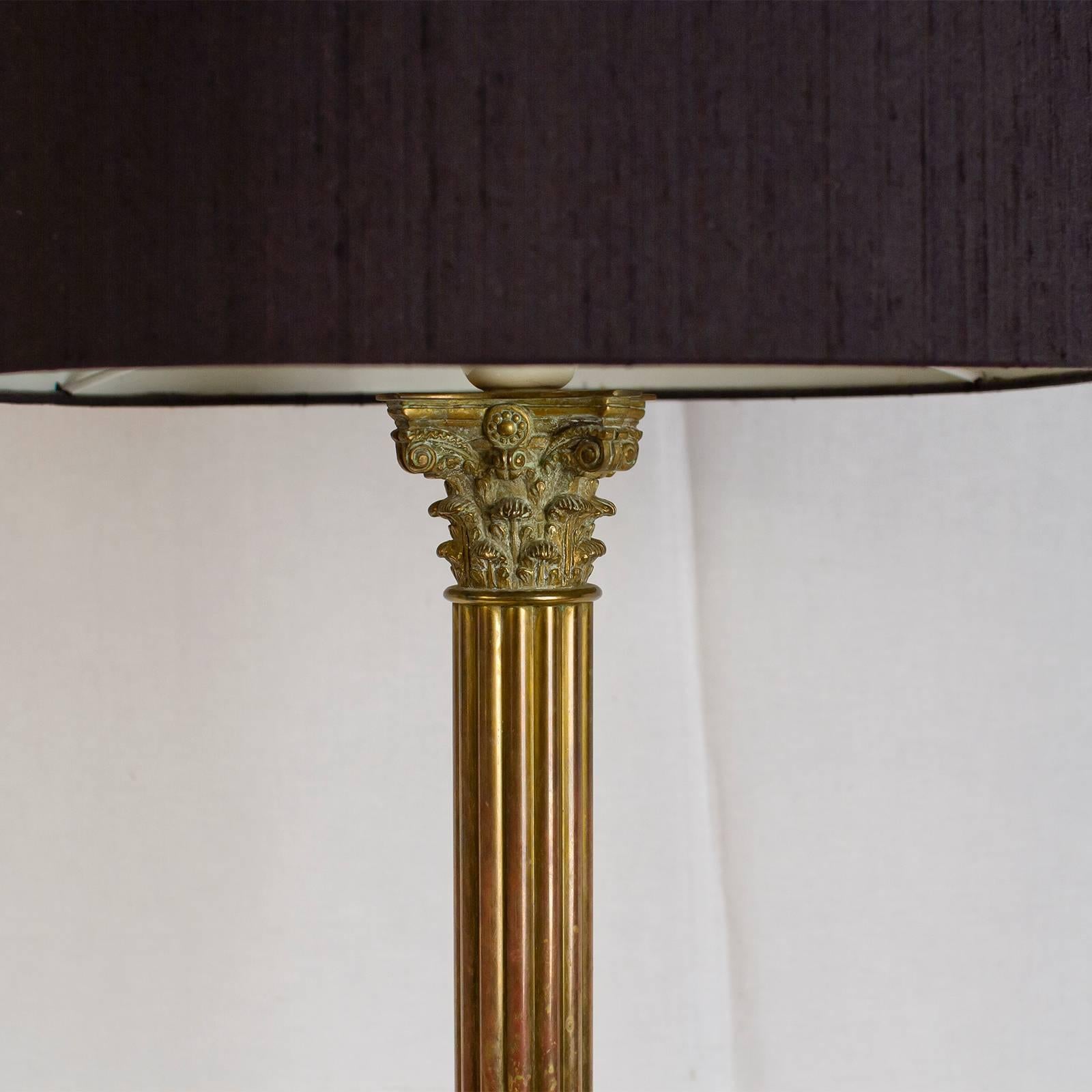 French Column Brass Lamp In Excellent Condition For Sale In Brussels, Brussels