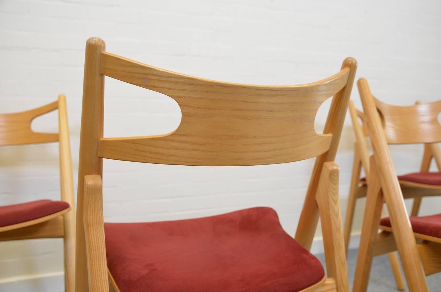 Mid-20th Century Sawbuck Chairs Hans J. Wegner