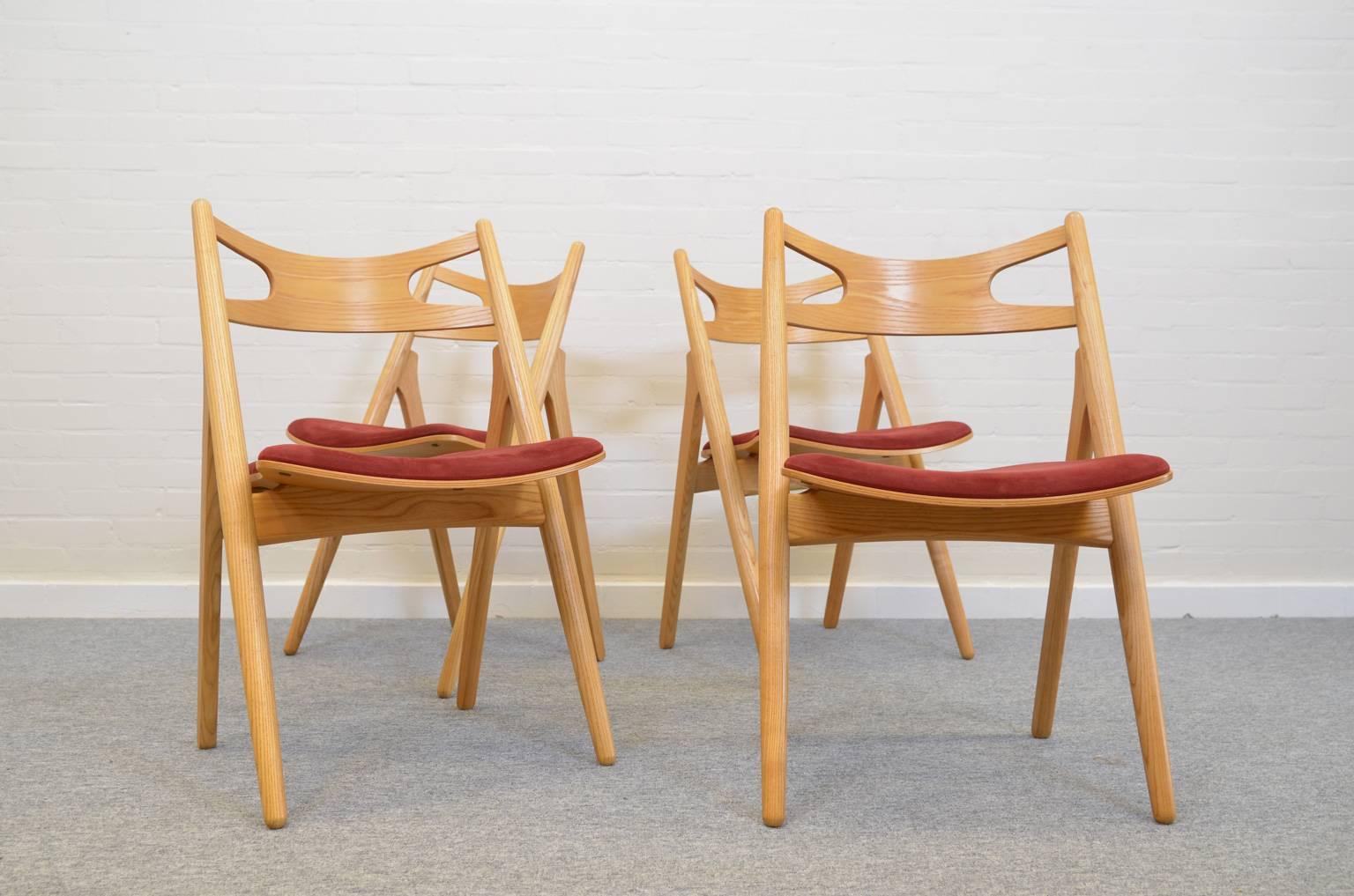 Sawbuck Chairs Hans J. Wegner In Excellent Condition In RHEEZERVEEN, Overijssel