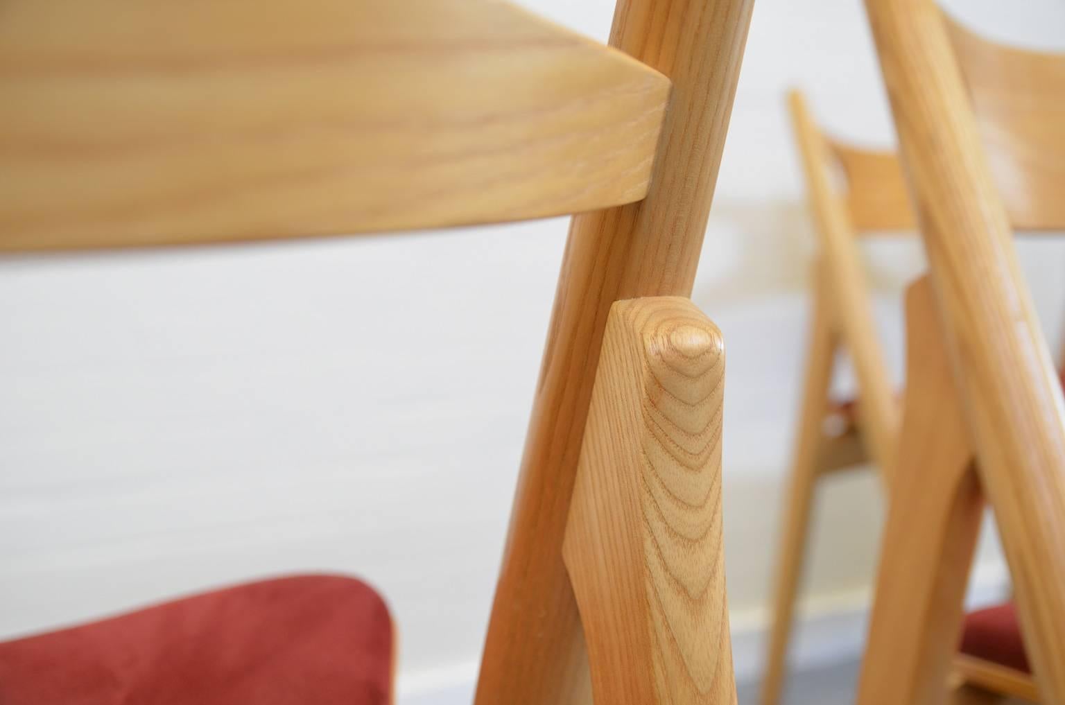 Sawbuck Chairs Hans J. Wegner 1