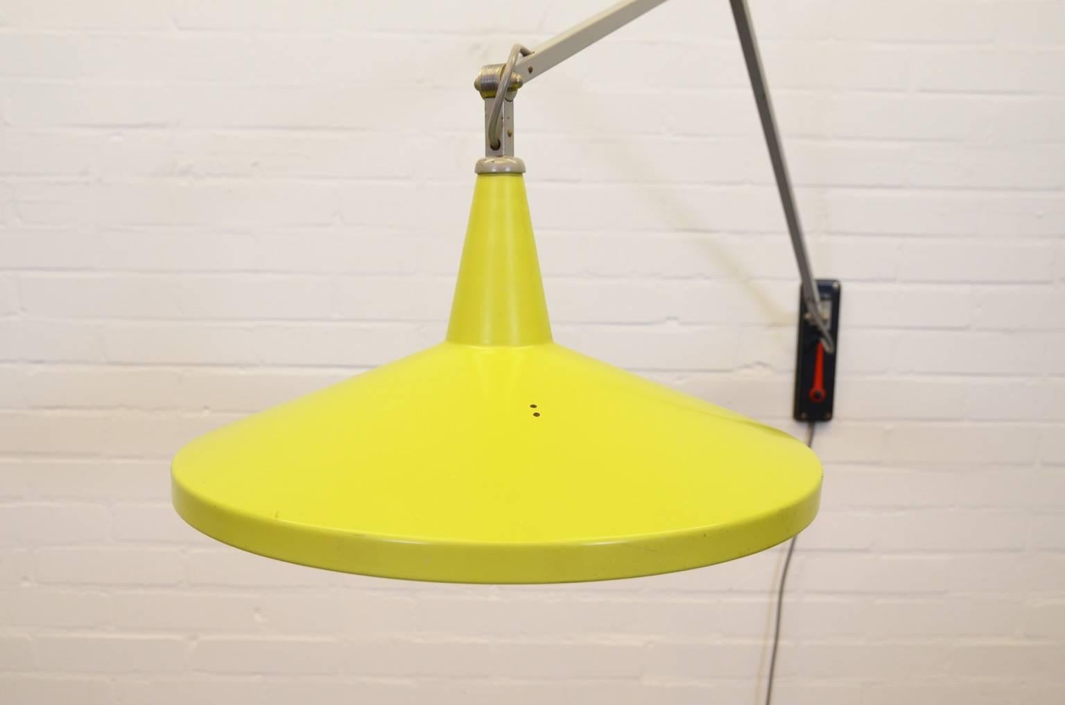 Dutch Wim Rietveld Panama Wall lamp in Lime for Gispen, Netherlands