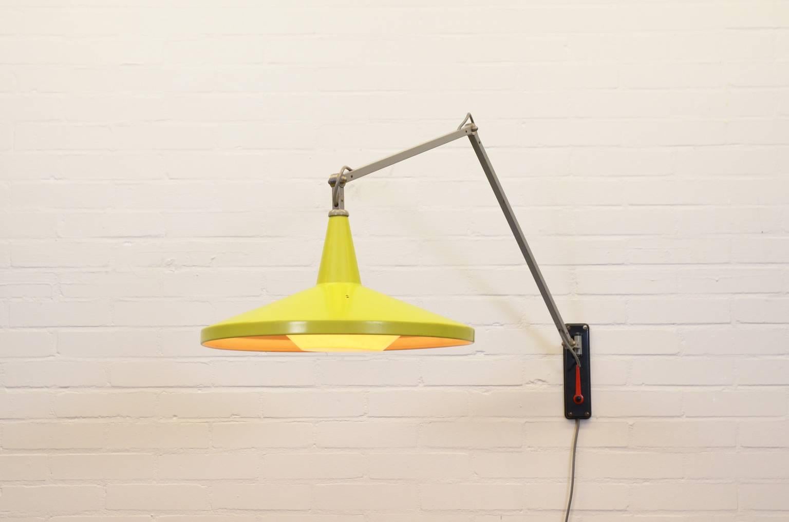 Wim Rietveld Panama Wall lamp in Lime for Gispen, Netherlands 2