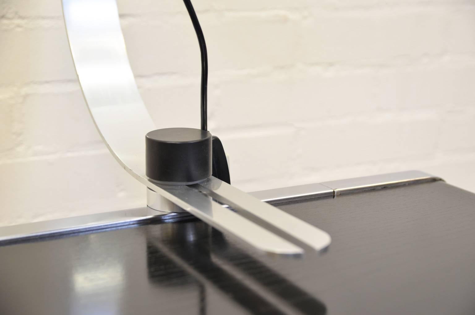 Modern Aluminium Desk Lamp For Sale 3