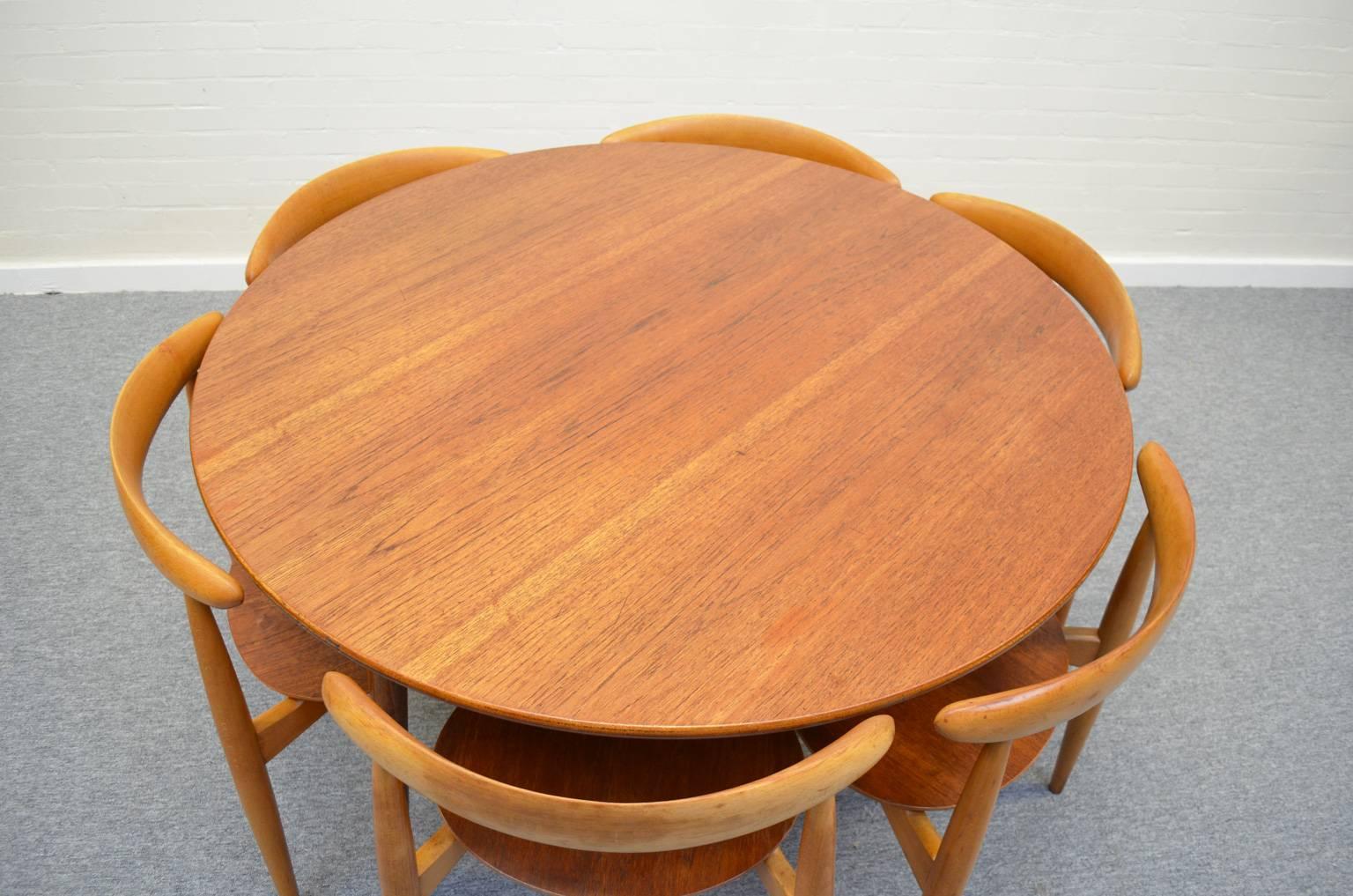 hans wegner heart dining set