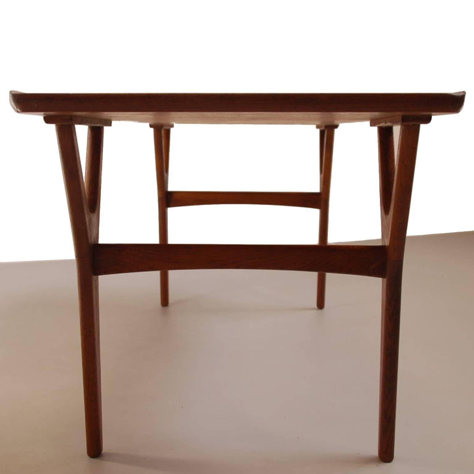 Scandinavian Modern Elegant Teak Coffee Table by Kurt Ostervig for Jason Mobler For Sale